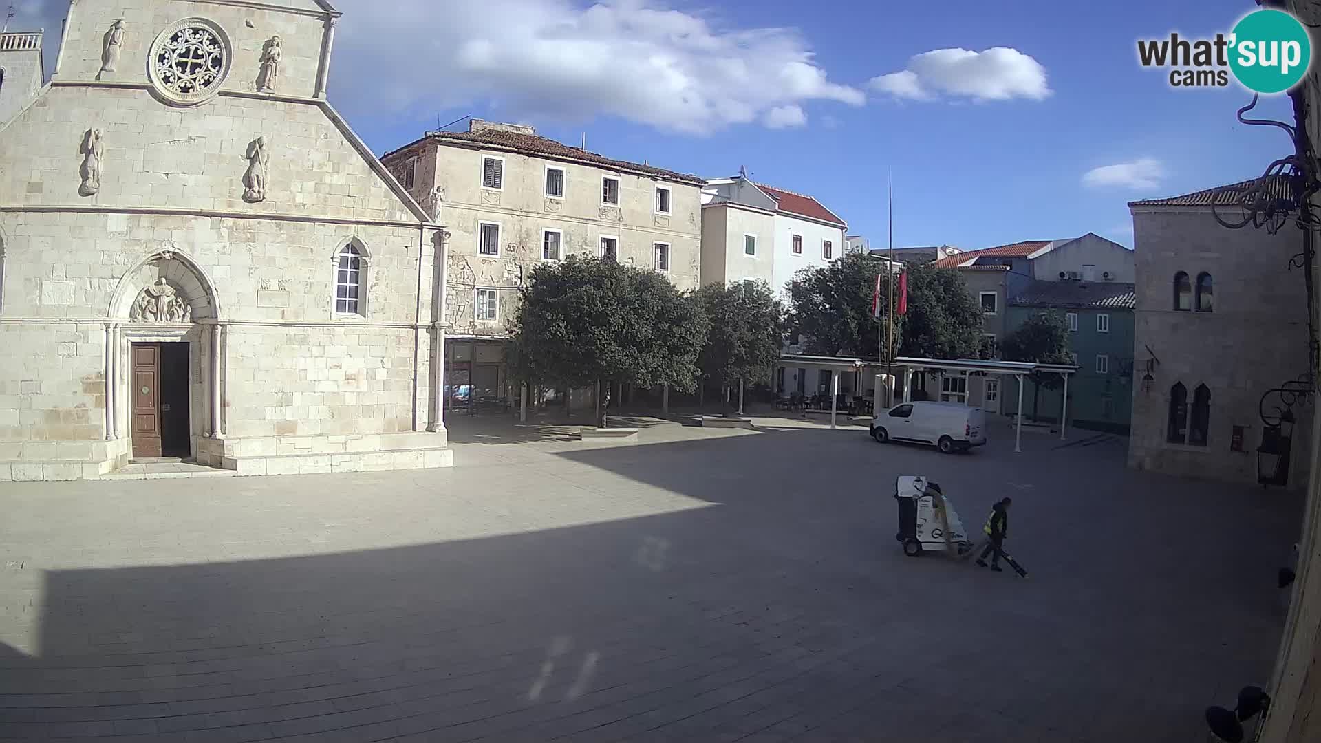 Pag camera en vivo – Plaza principal y la Iglesia de Santa María