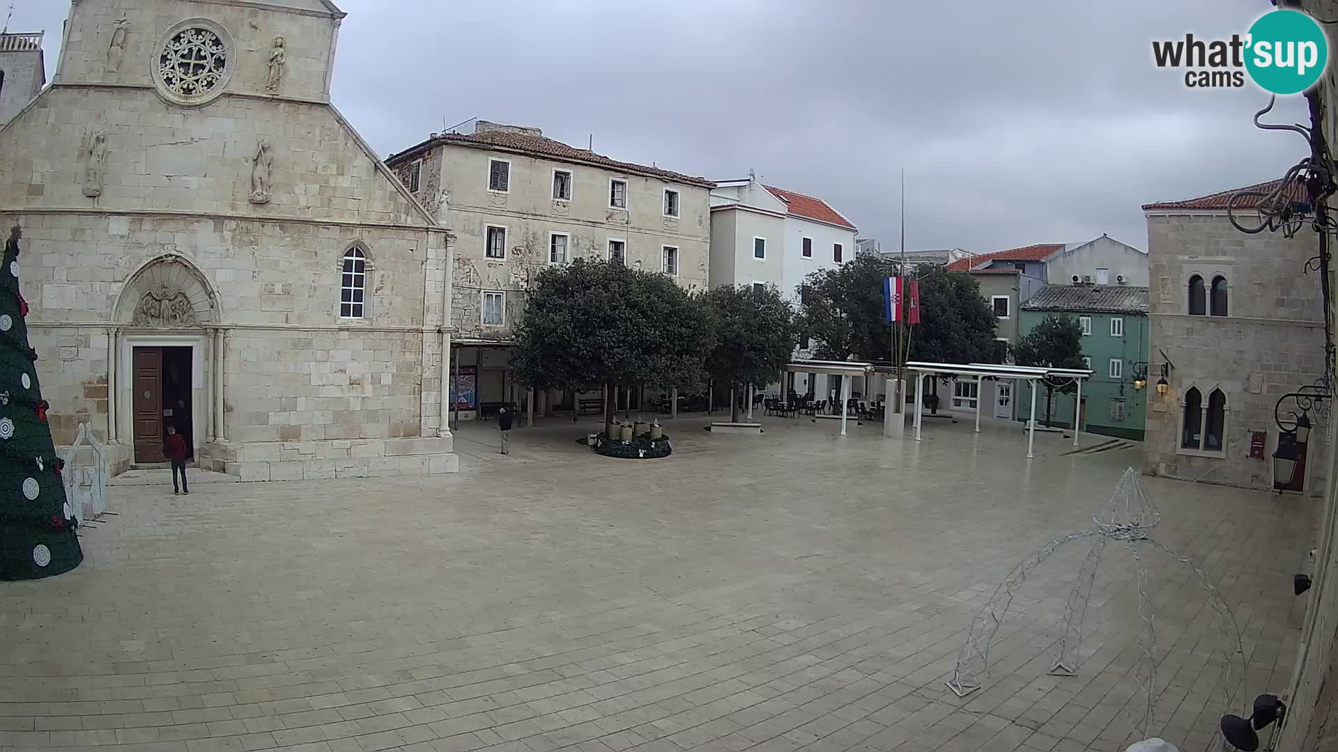 Pag camera en vivo – Plaza principal y la Iglesia de Santa María