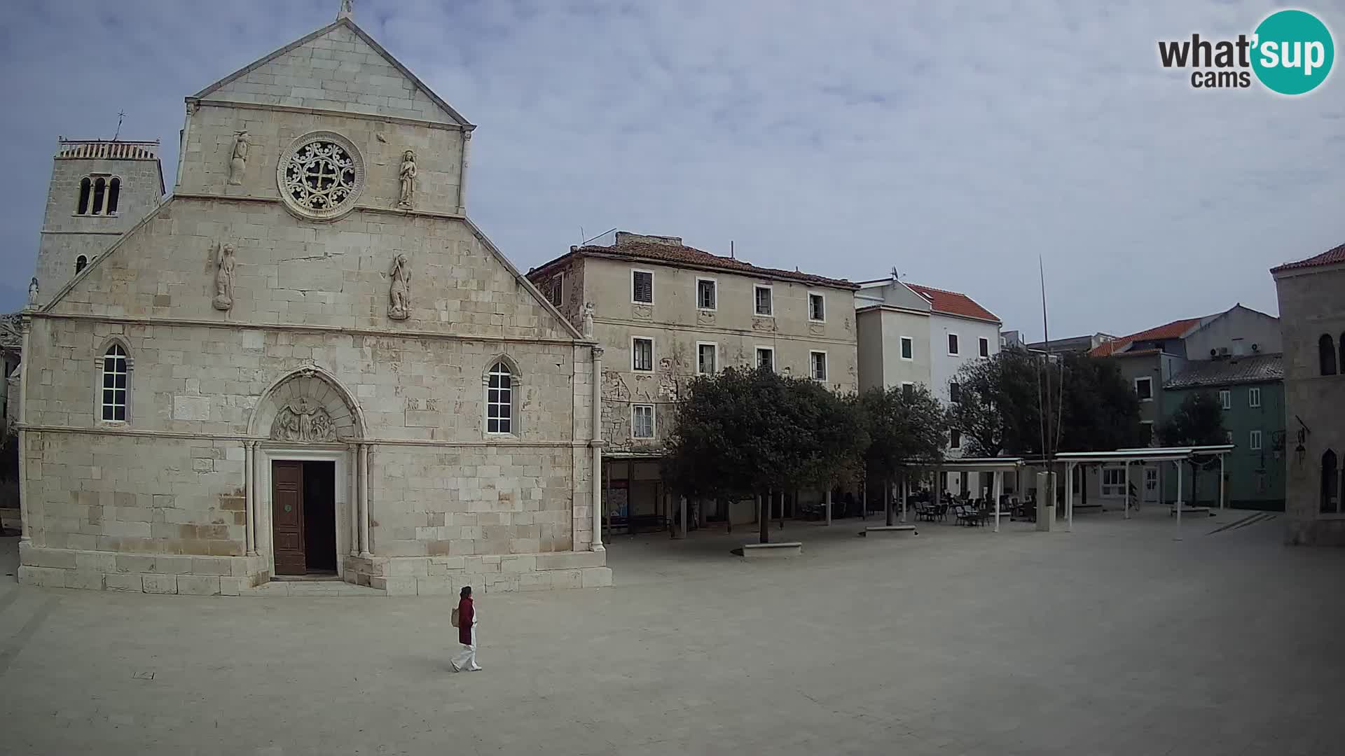 Pag livecam – piazza principale e la basilica di Santa María