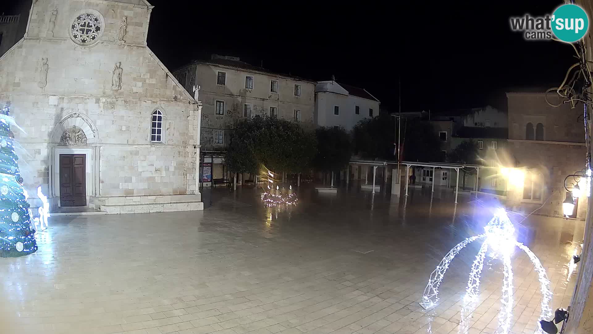 Pag camera en vivo – Plaza principal y la Iglesia de Santa María