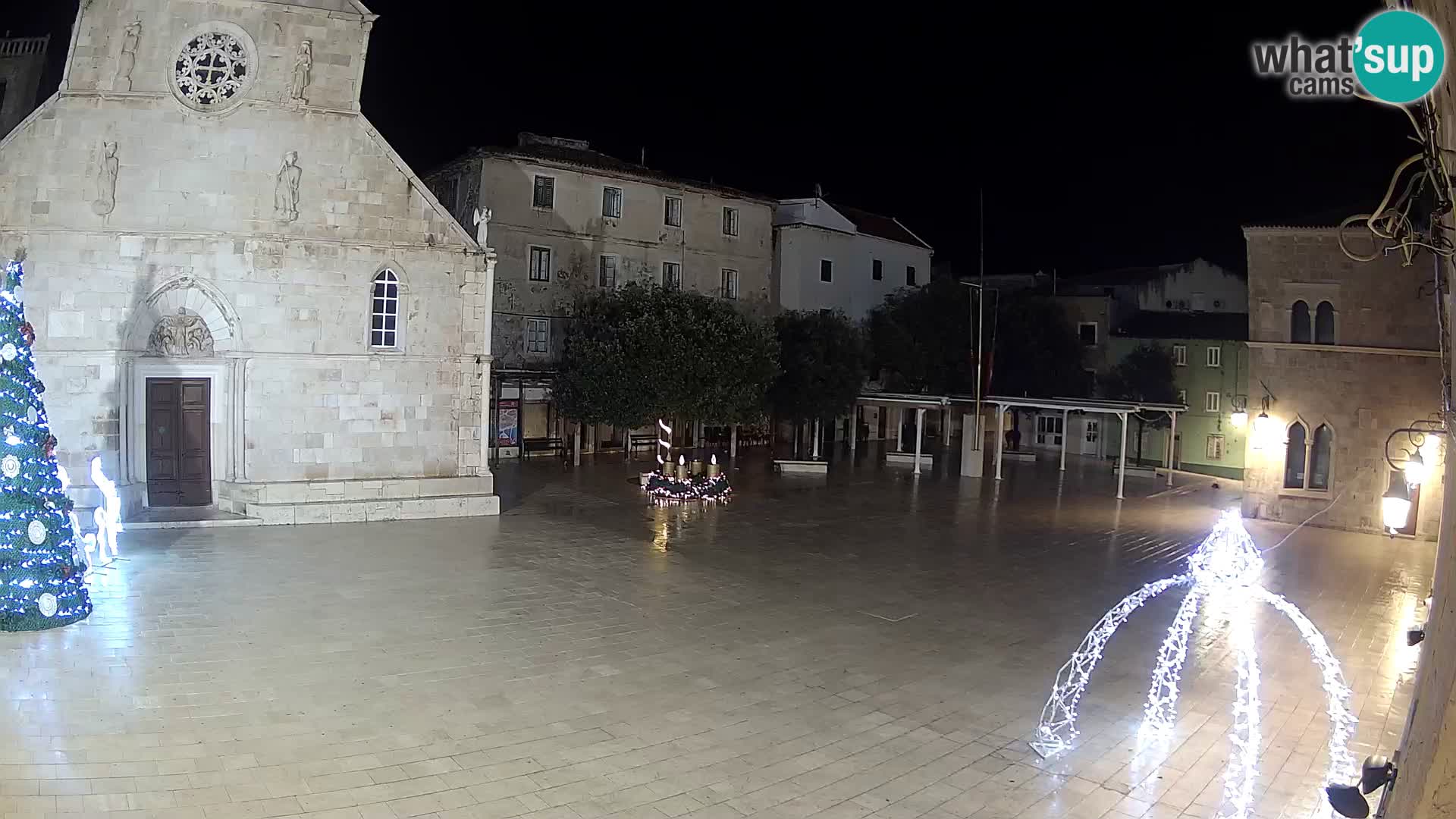 Pag camera en vivo – Plaza principal y la Iglesia de Santa María