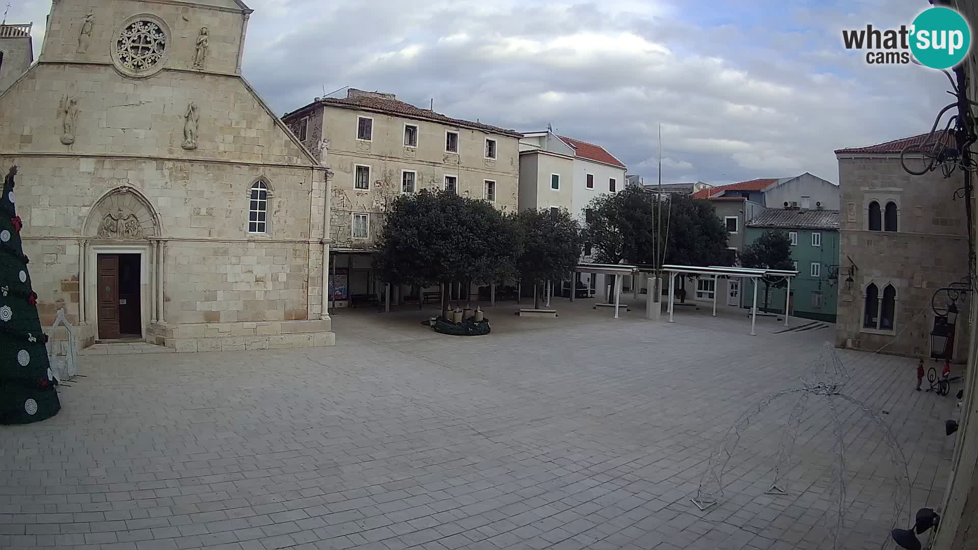 Pag camera en vivo – Plaza principal y la Iglesia de Santa María