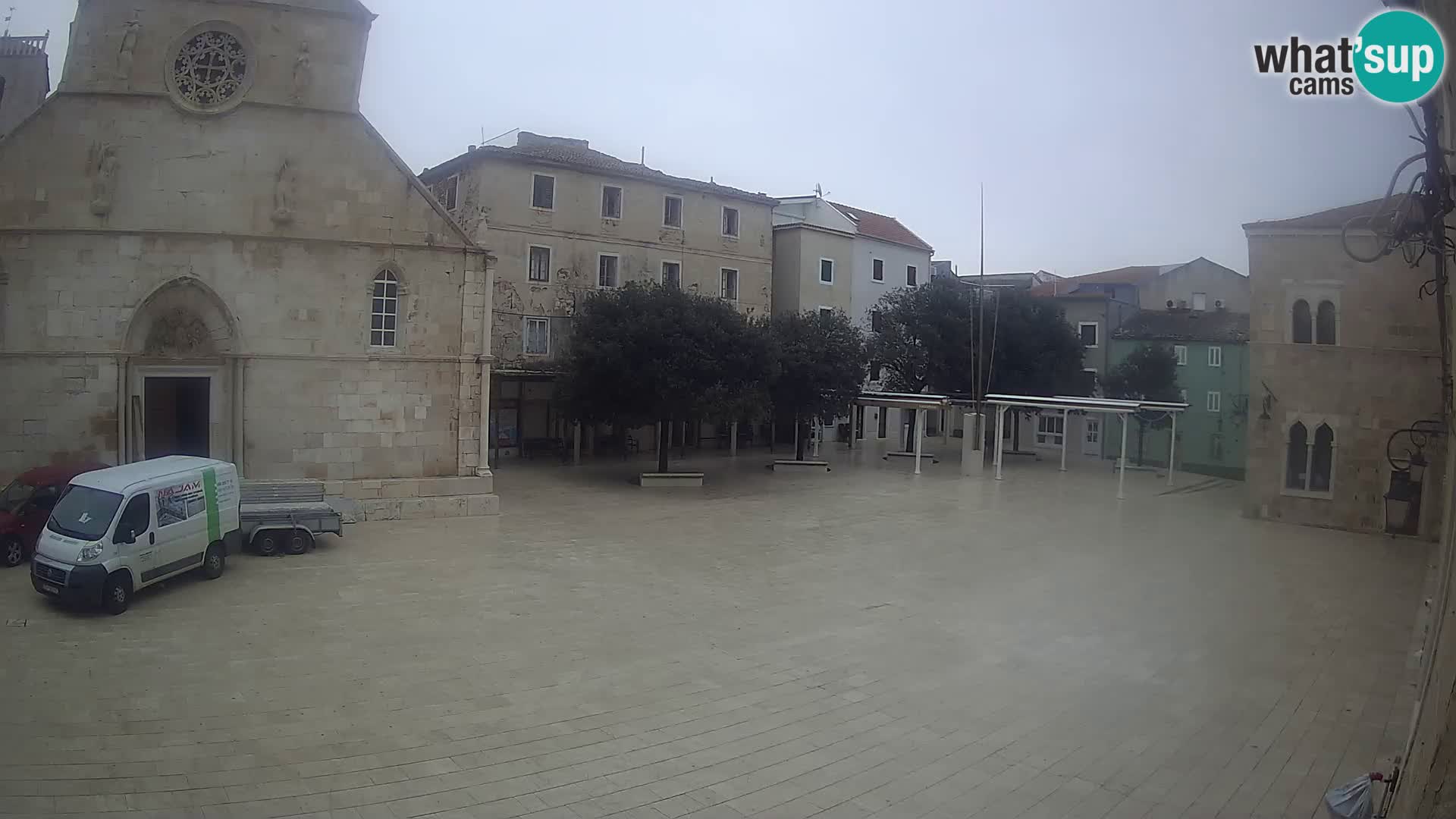 Pag camera en vivo – Plaza principal y la Iglesia de Santa María