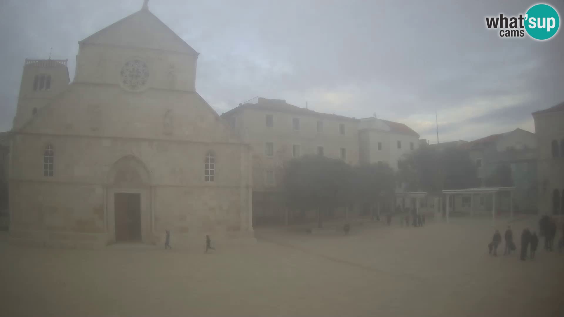 Pag camera en vivo – Plaza principal y la Iglesia de Santa María