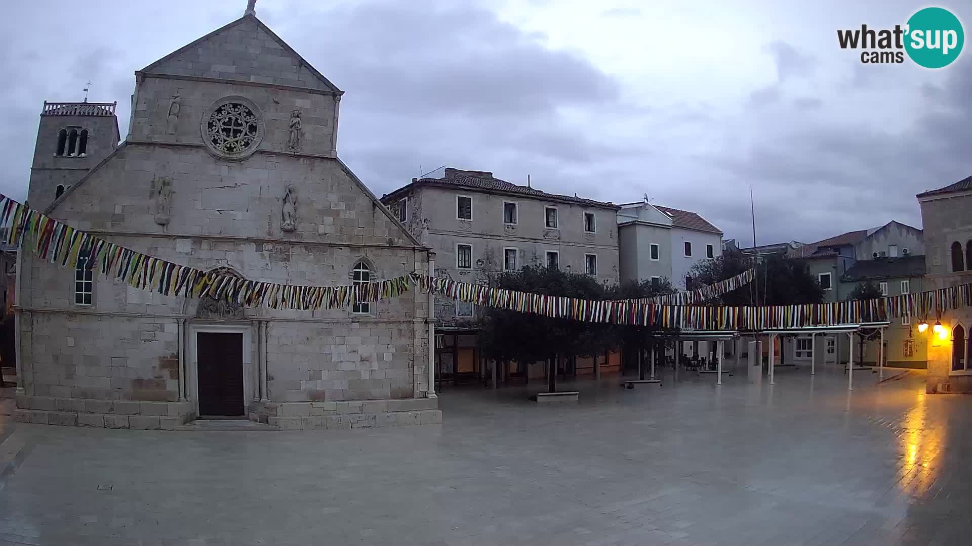 Pag camera en vivo – Plaza principal y la Iglesia de Santa María