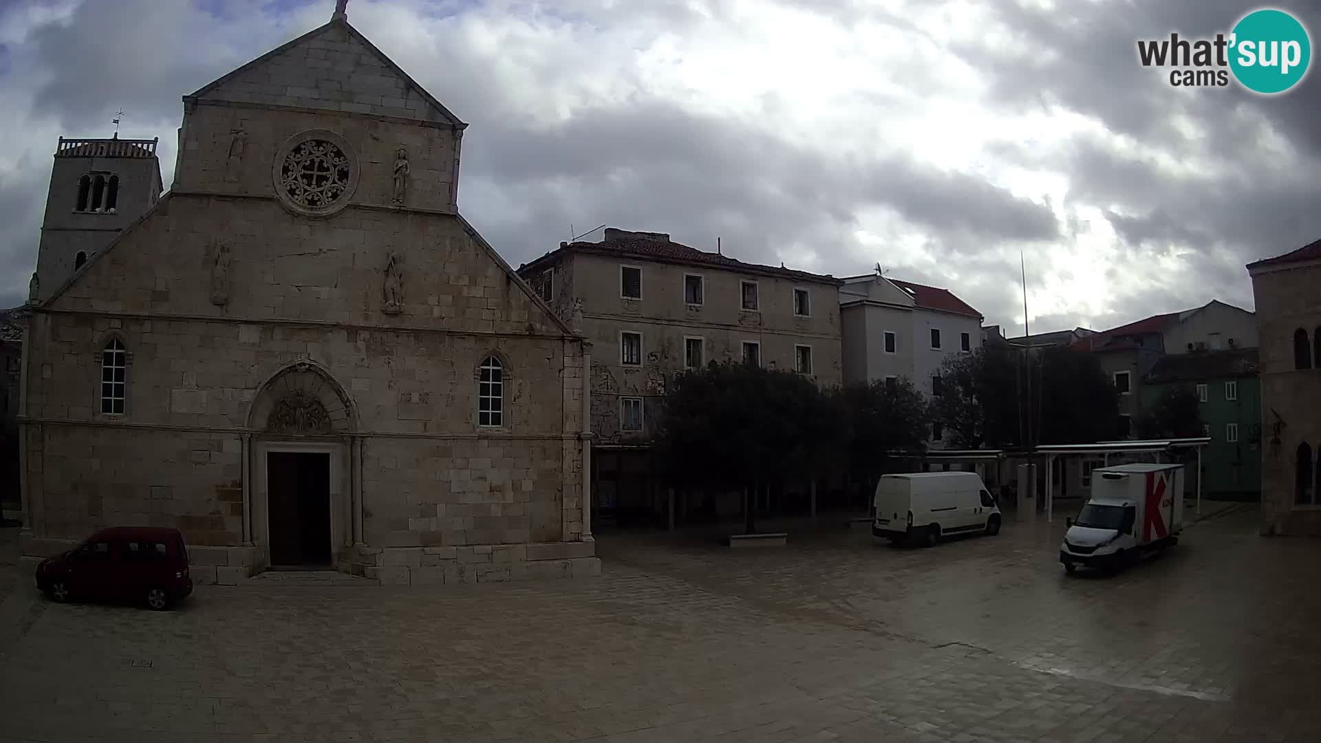 Pag camera en vivo – Plaza principal y la Iglesia de Santa María