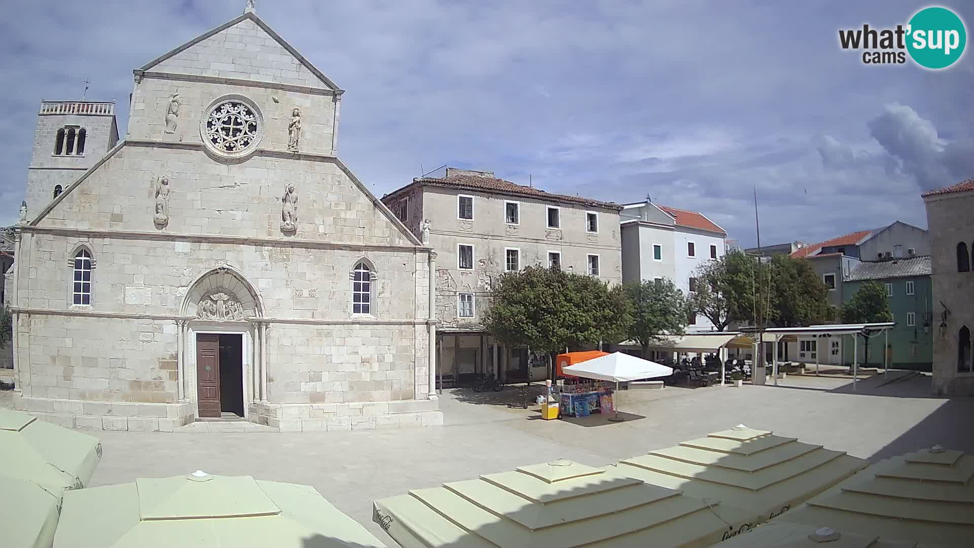 Pag livecam – piazza principale e la basilica di Santa María