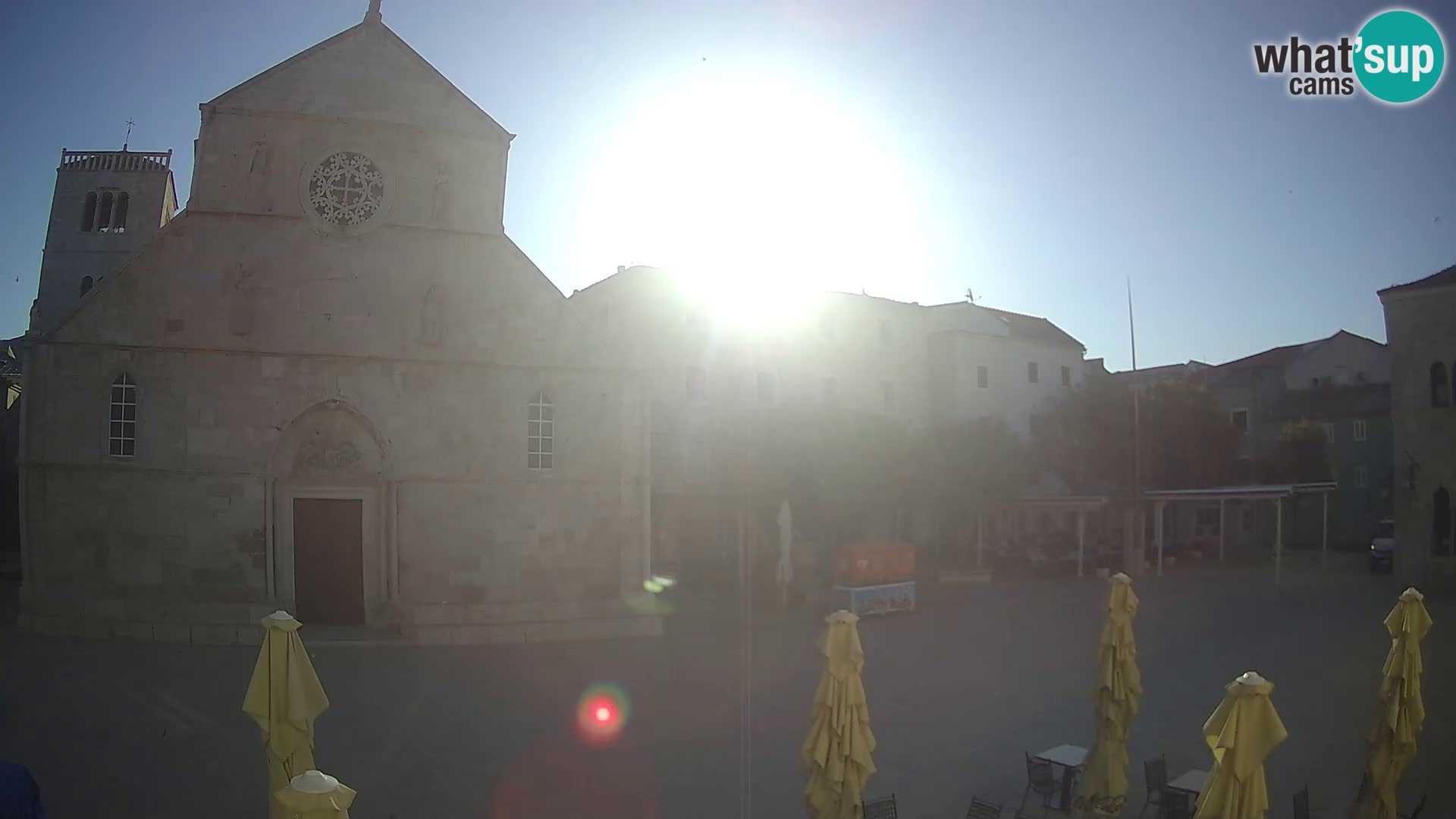 Pag livecam – piazza principale e la basilica di Santa María