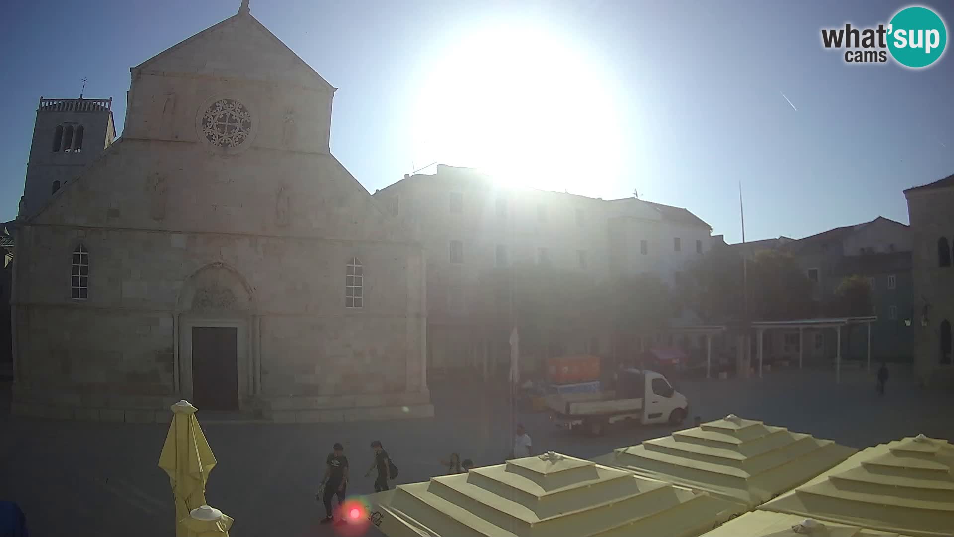 Pag livecam – piazza principale e la basilica di Santa María