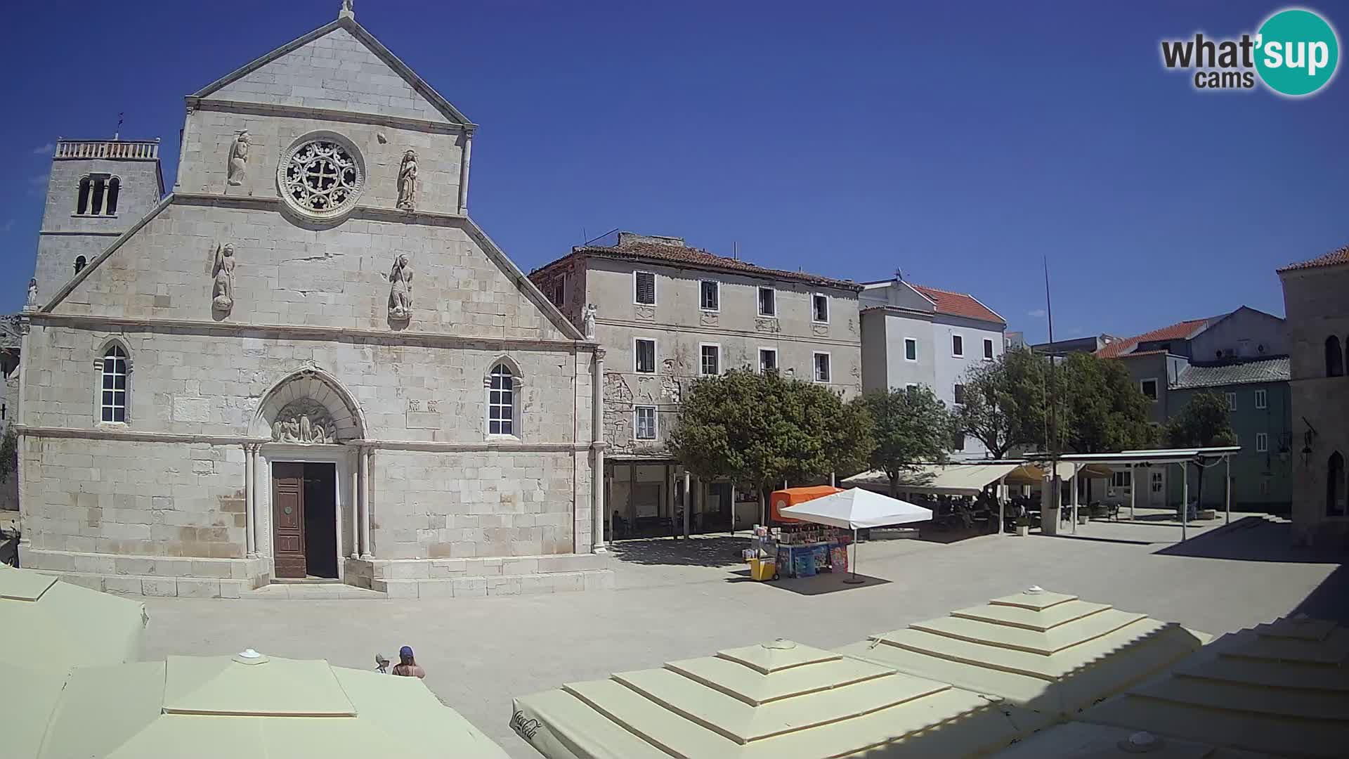 Pag livecam – piazza principale e la basilica di Santa María