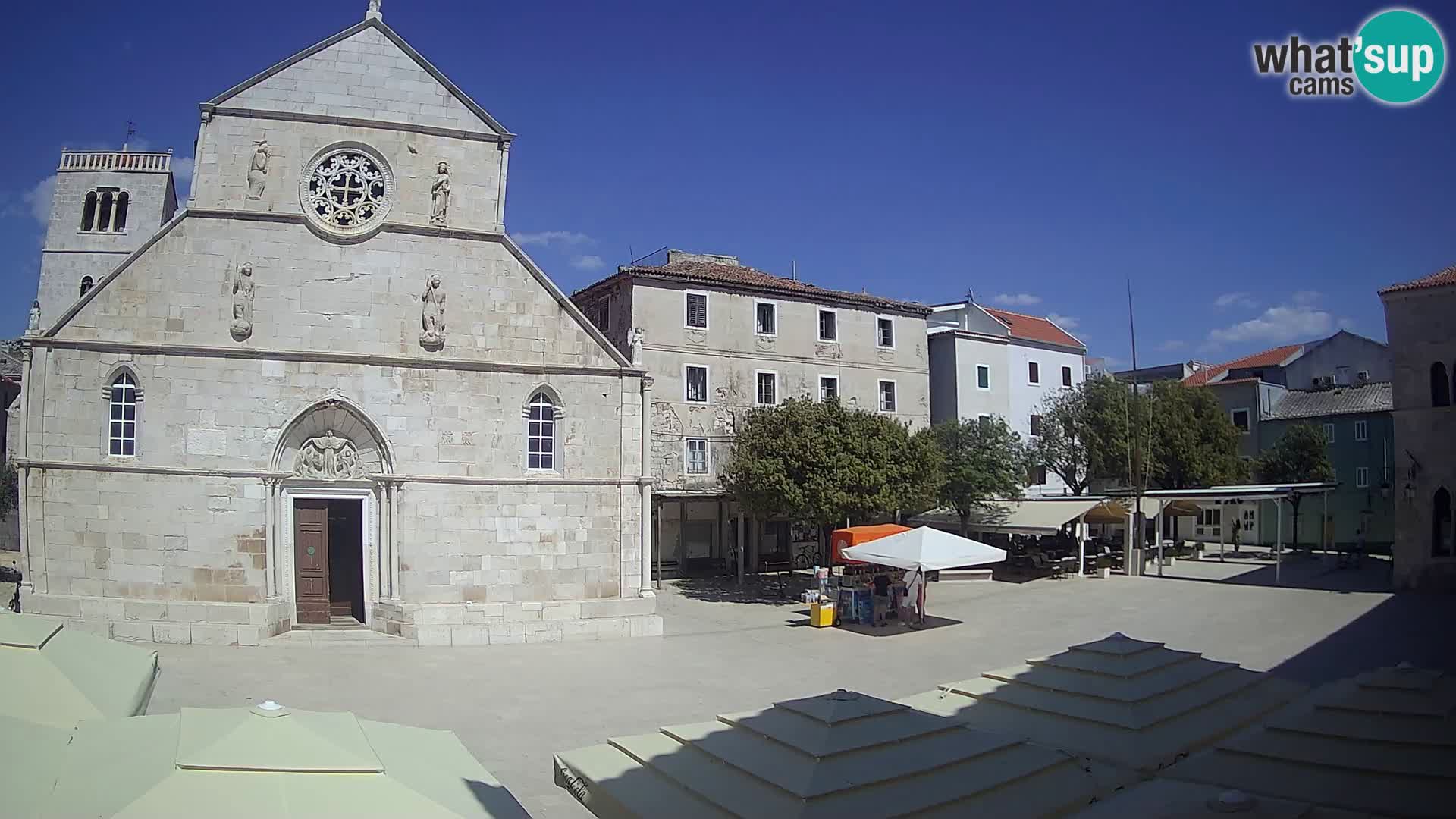 Pag livecam – piazza principale e la basilica di Santa María