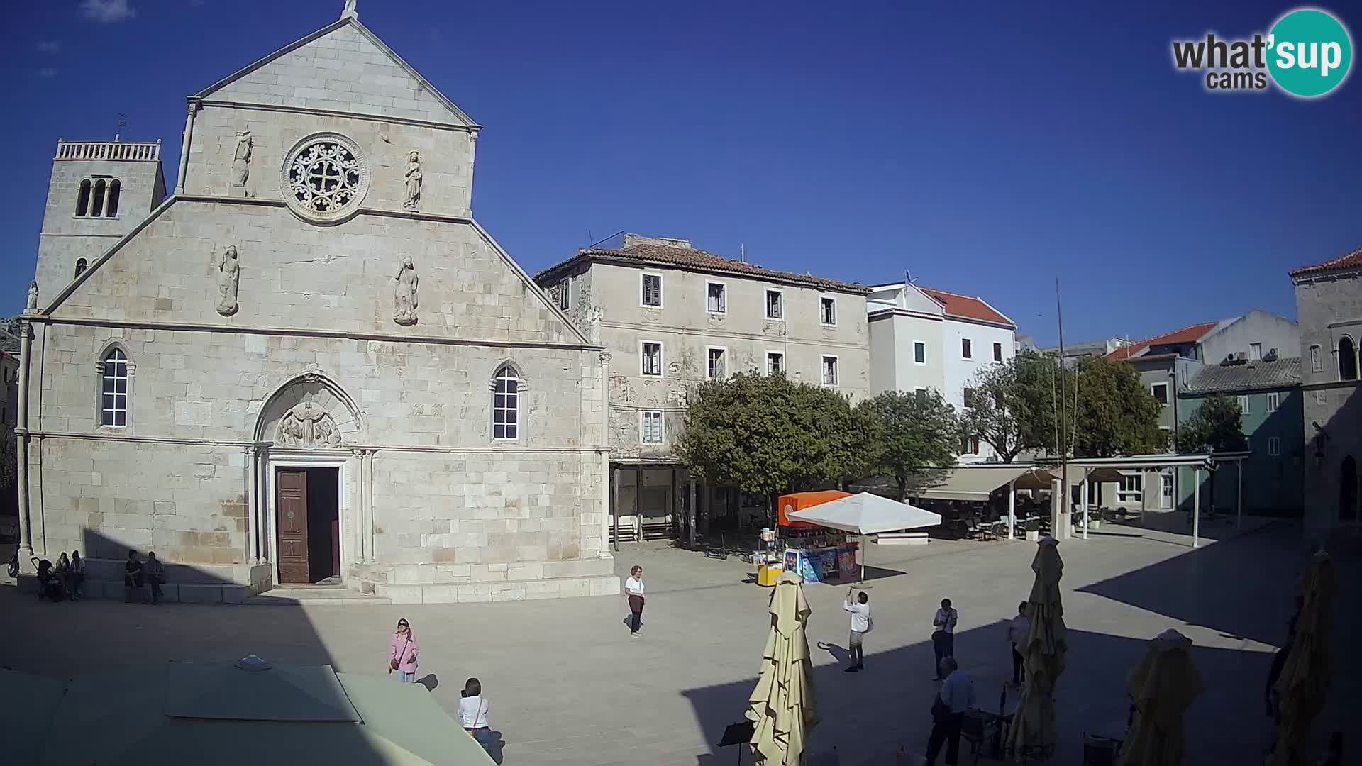 Pag live cam – Place principale et église de Sainte-Marie