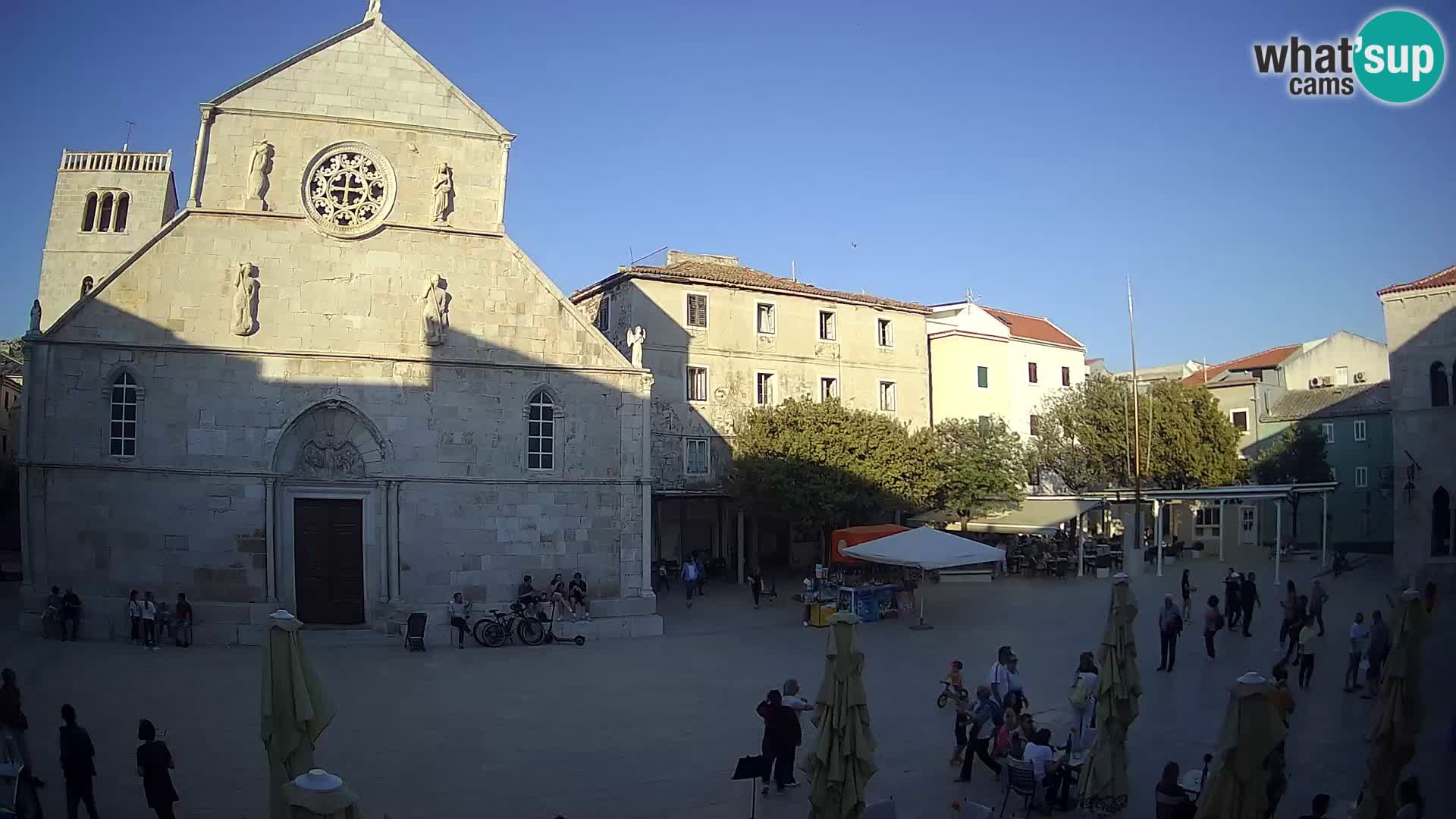 Spletna kamera Pag – Glavni trg in cerkev sv Marije