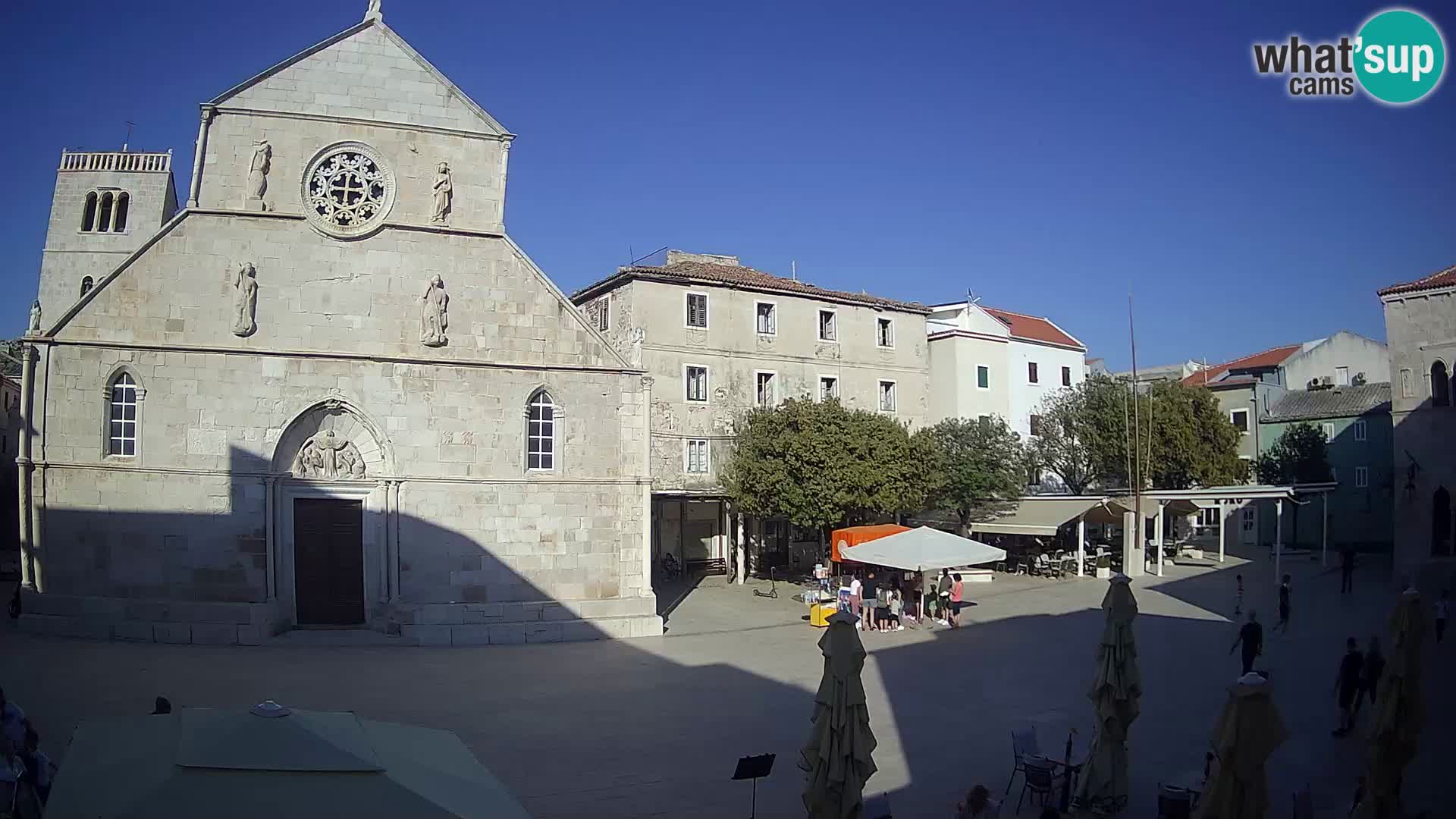 Pag live cam – Place principale et église de Sainte-Marie