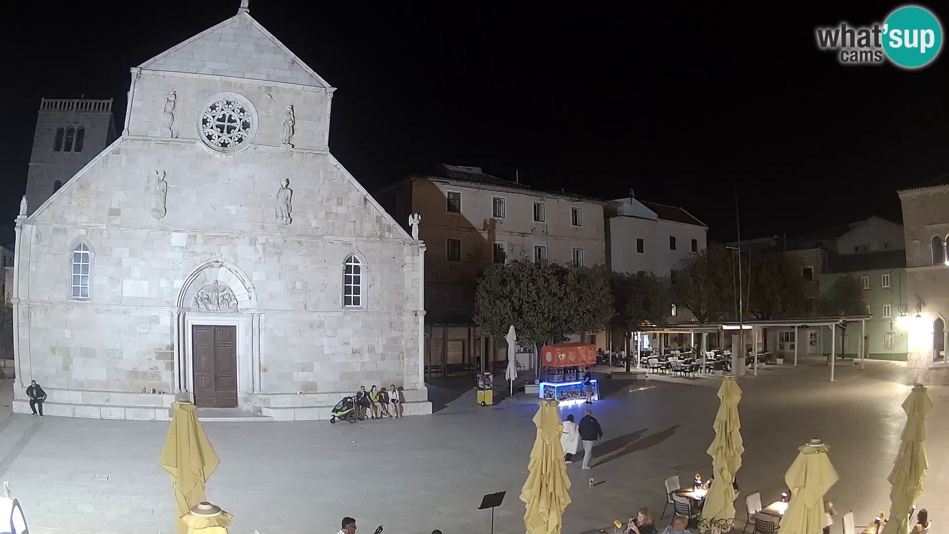 Pag livecam – piazza principale e la basilica di Santa María