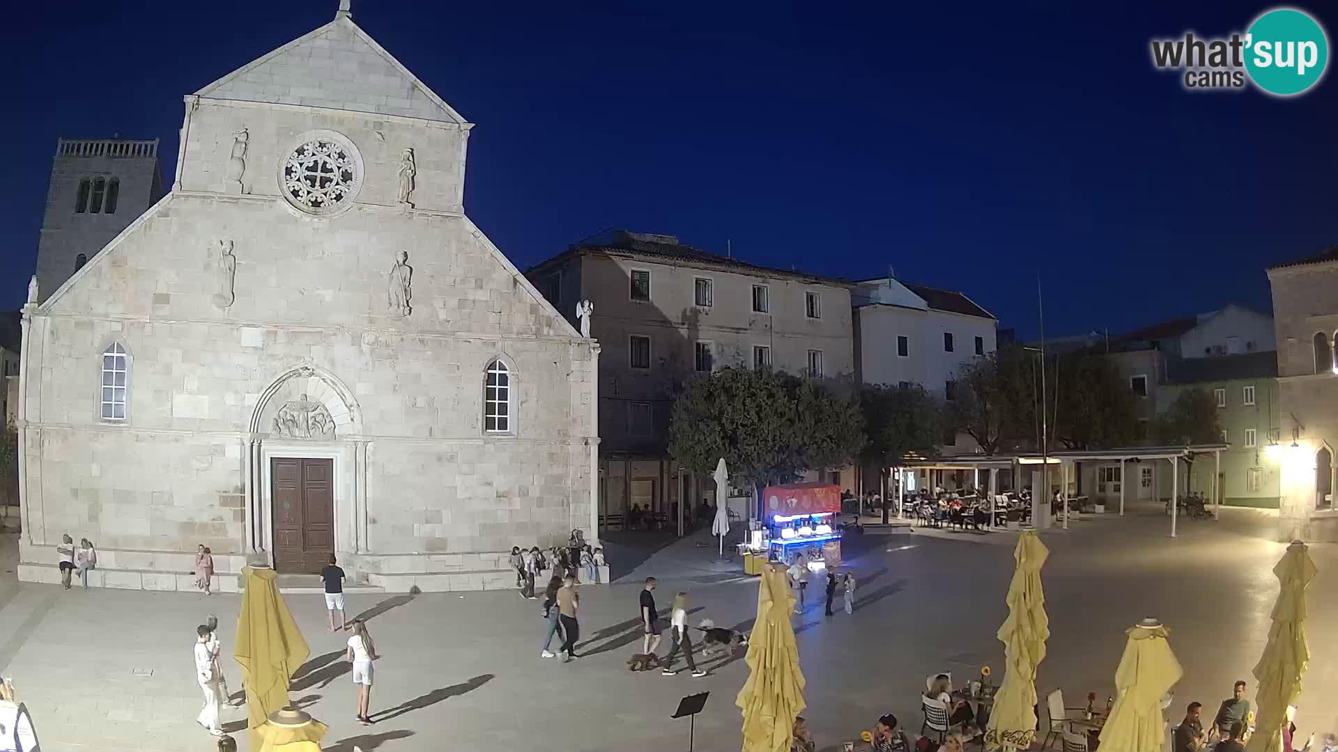 Pag live cam – Place principale et église de Sainte-Marie