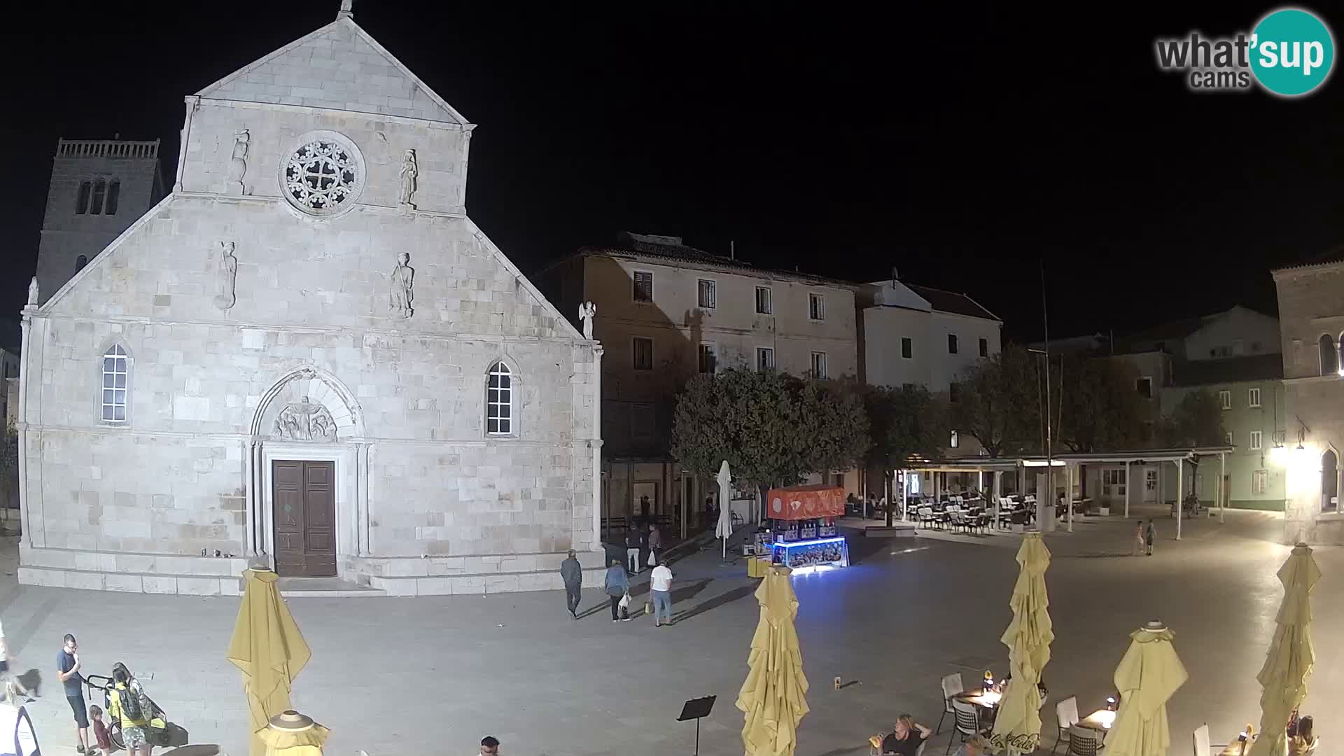 Pag live cam – Place principale et église de Sainte-Marie