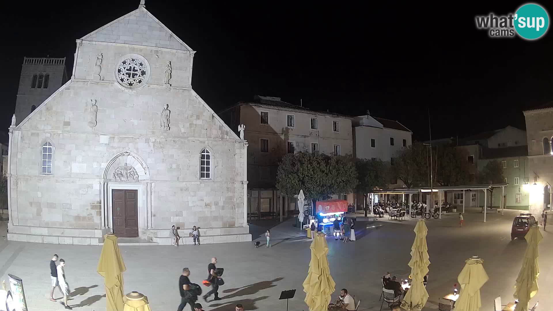 Pag livecam – piazza principale e la basilica di Santa María
