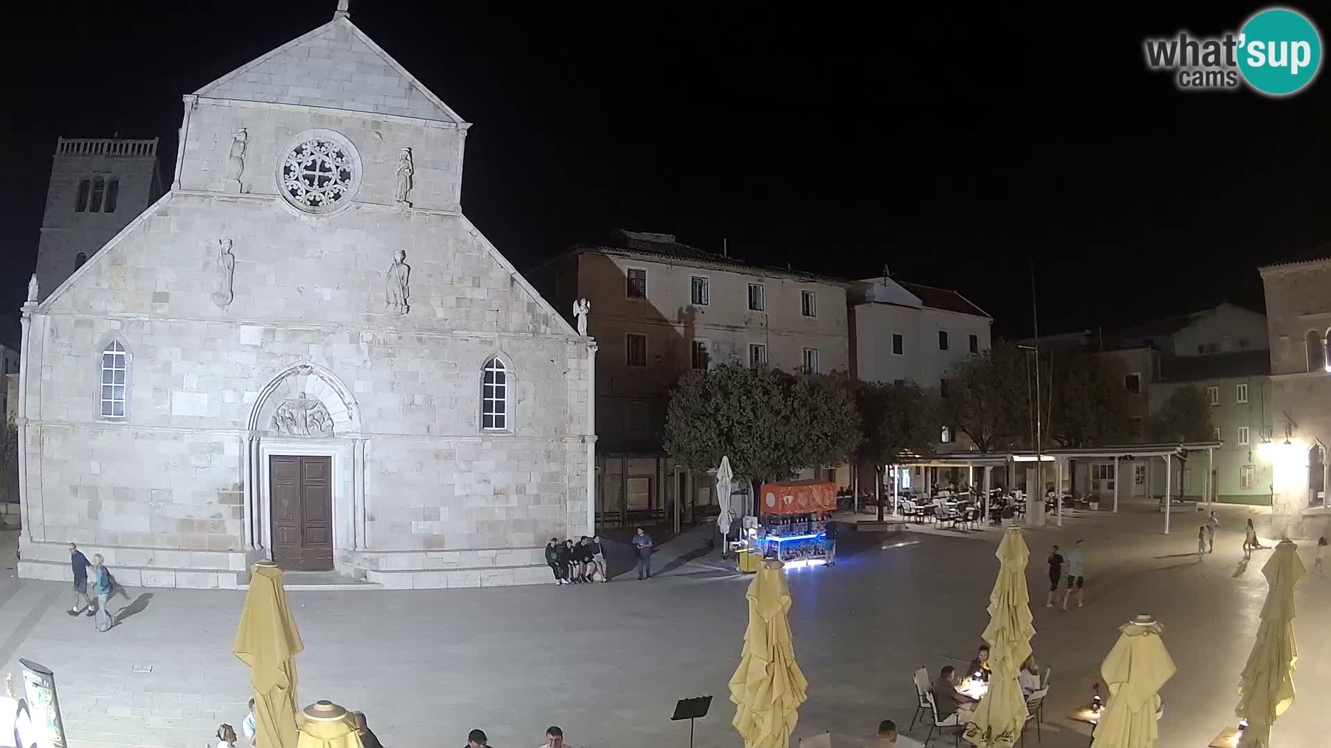 Pag livecam – piazza principale e la basilica di Santa María