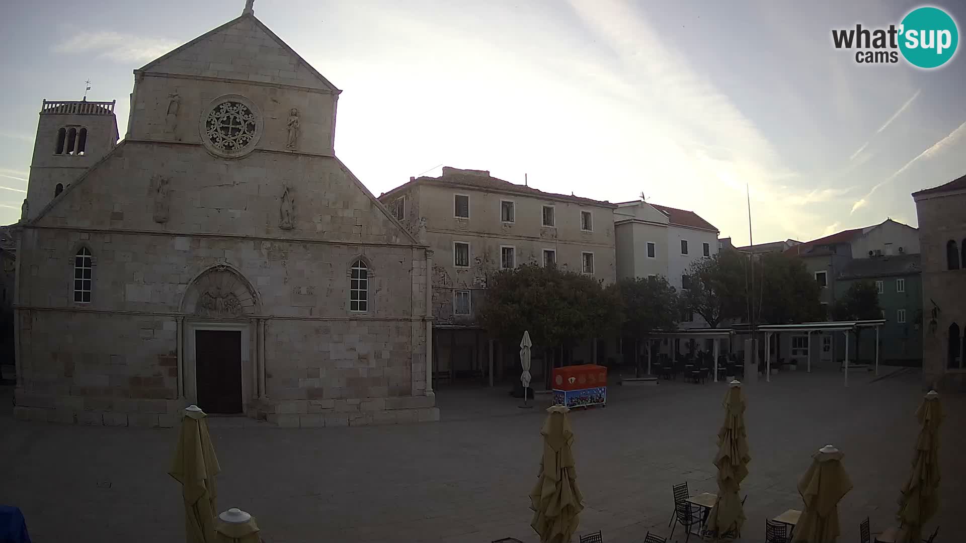 Pag live cam – Place principale et église de Sainte-Marie