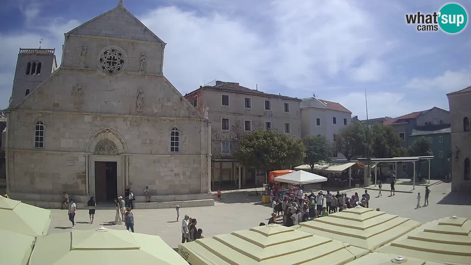 Pag live cam – Place principale et église de Sainte-Marie