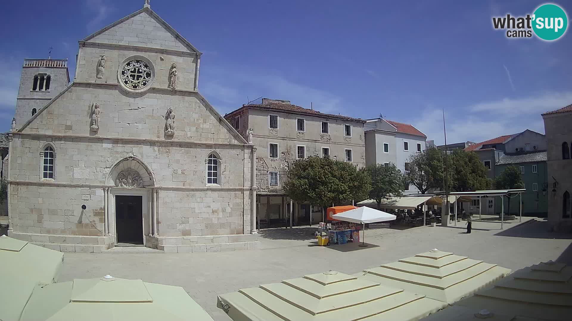 Pag livecam – piazza principale e la basilica di Santa María