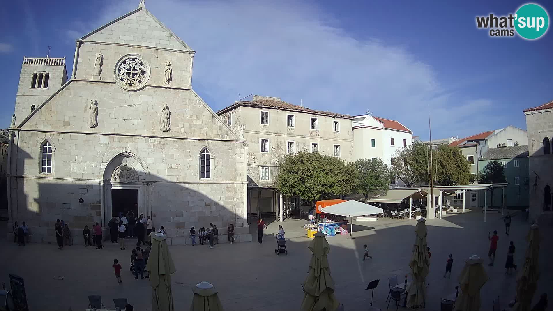 Pag live cam – Place principale et église de Sainte-Marie