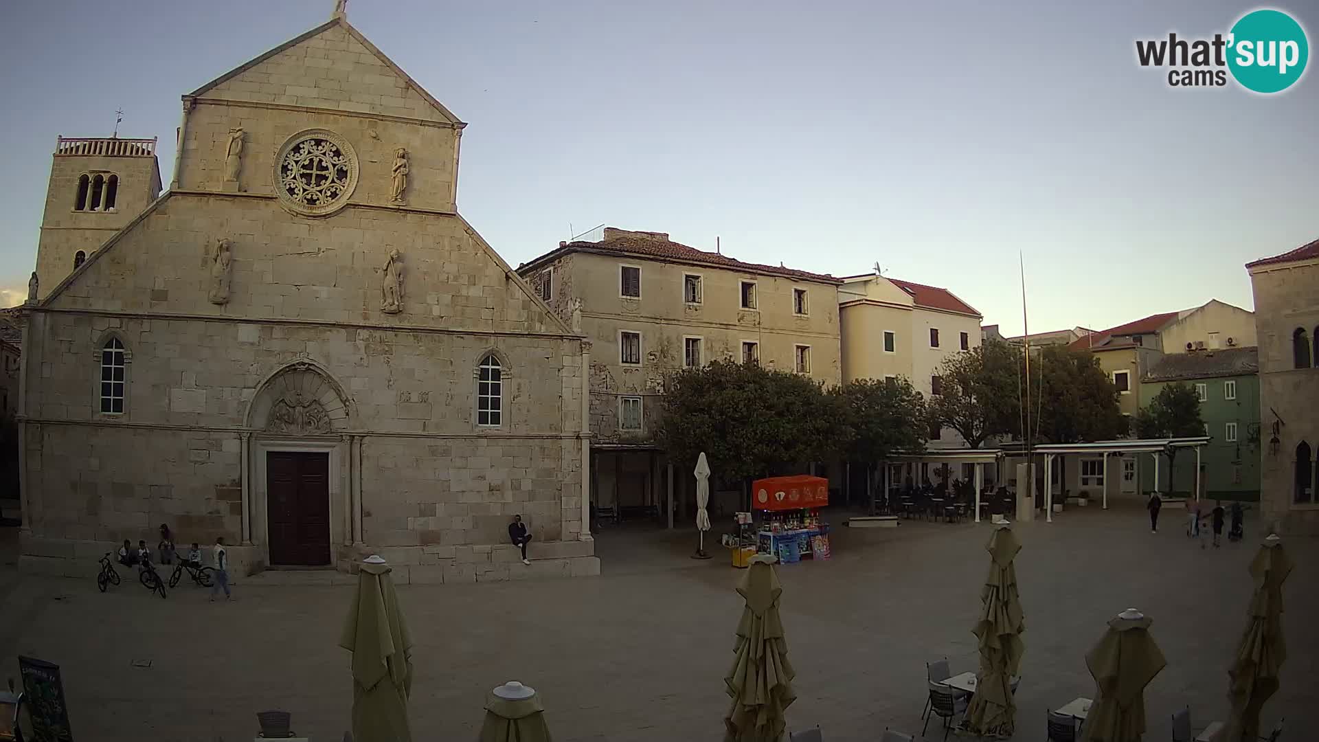 Spletna kamera Pag – Glavni trg in cerkev sv Marije