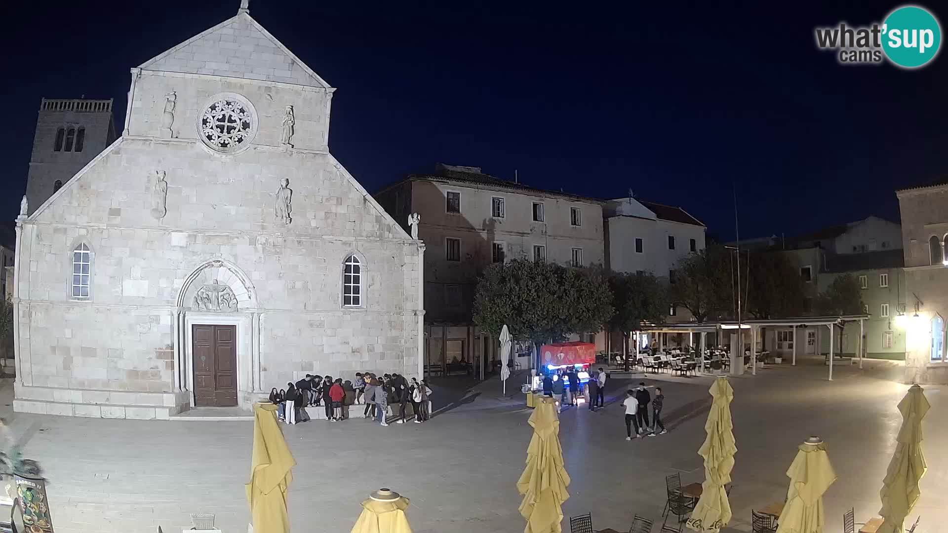 Pag live cam – Place principale et église de Sainte-Marie