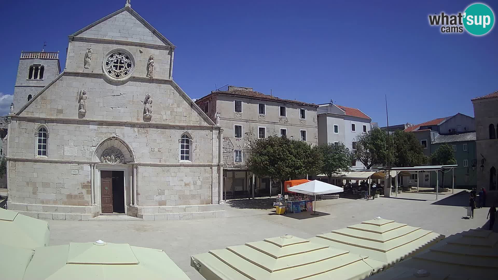 Pag live cam – Place principale et église de Sainte-Marie