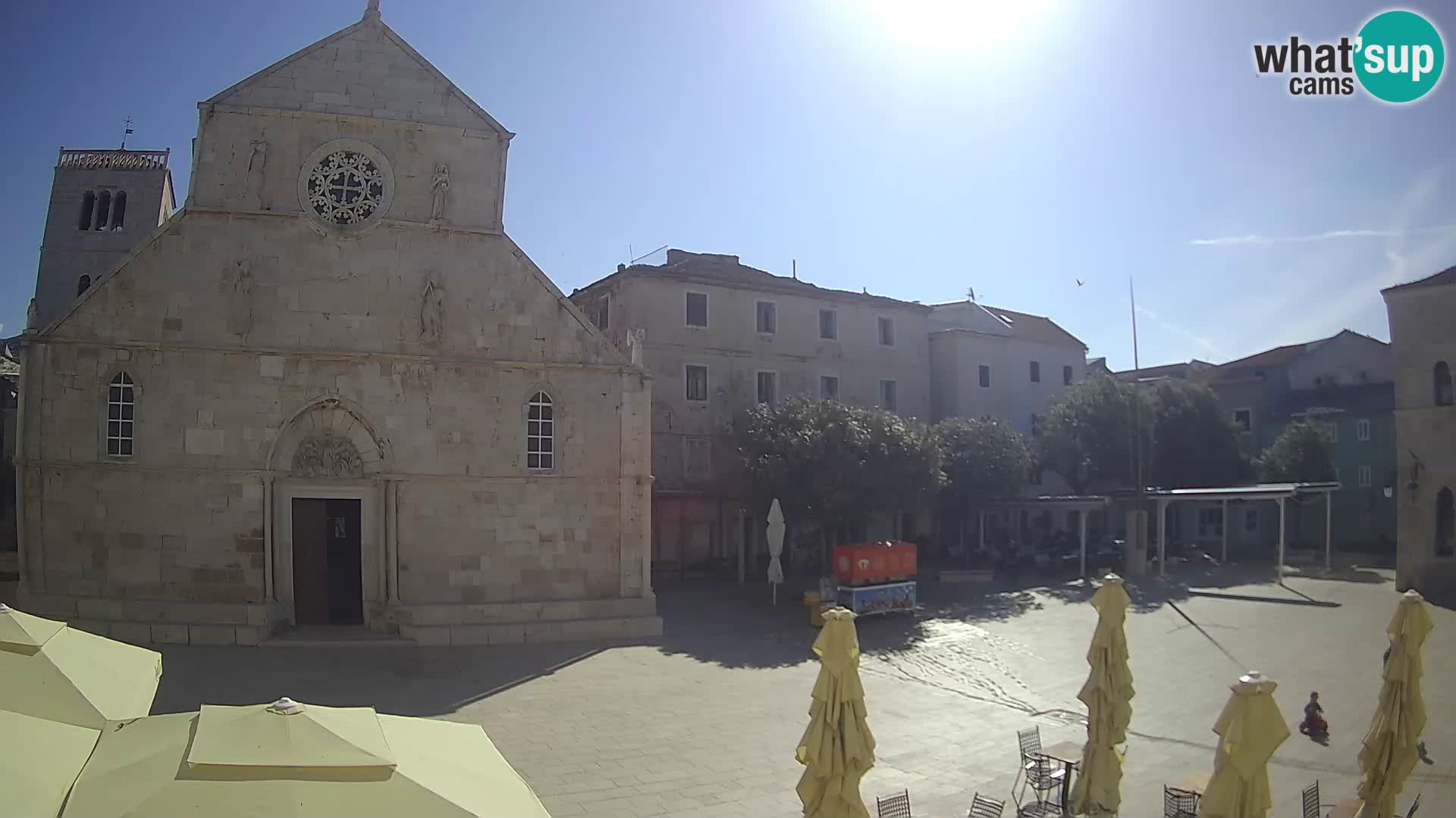 Pag camera en vivo – Plaza principal y la Iglesia de Santa María