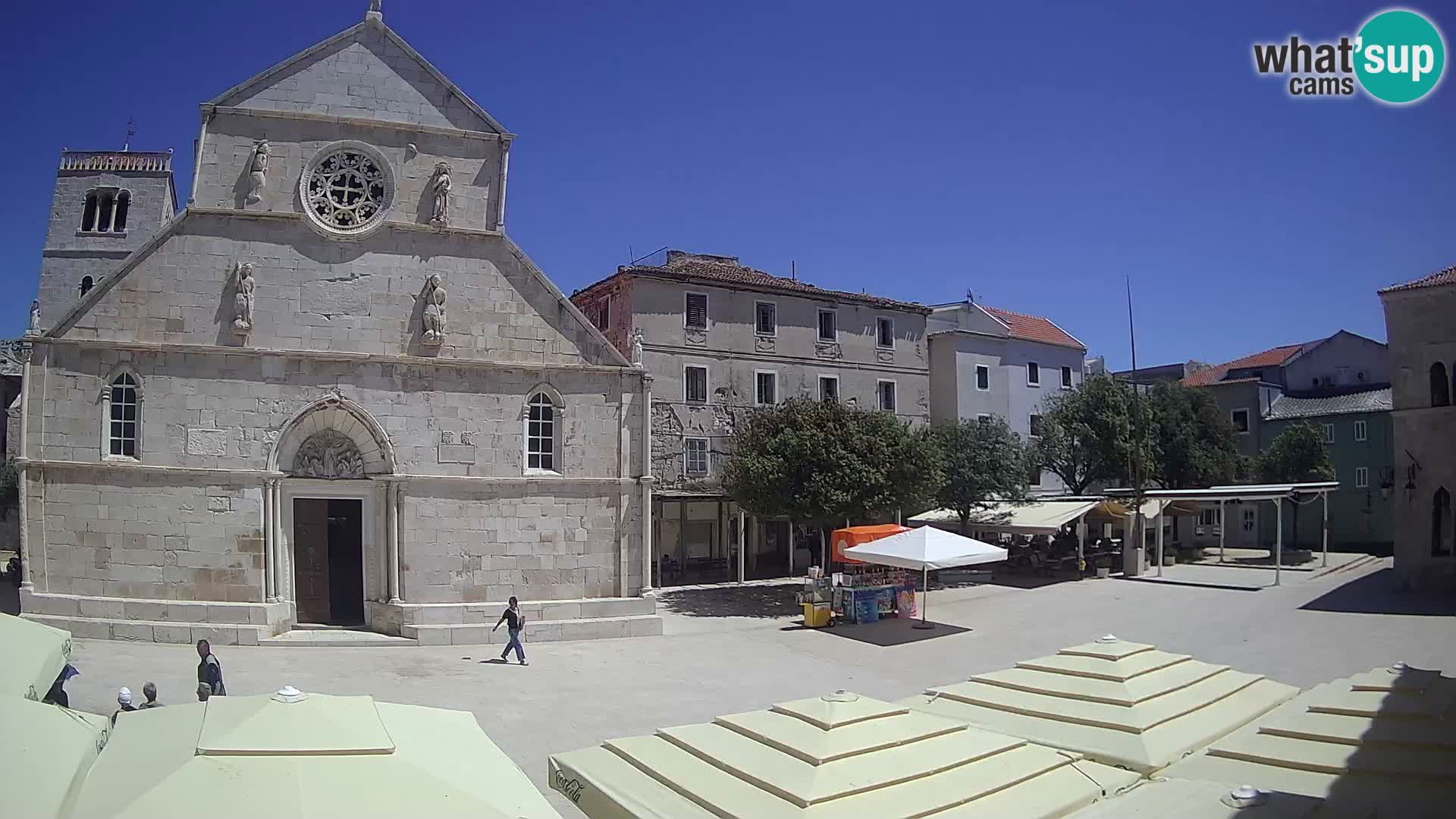 Pag live cam – Place principale et église de Sainte-Marie