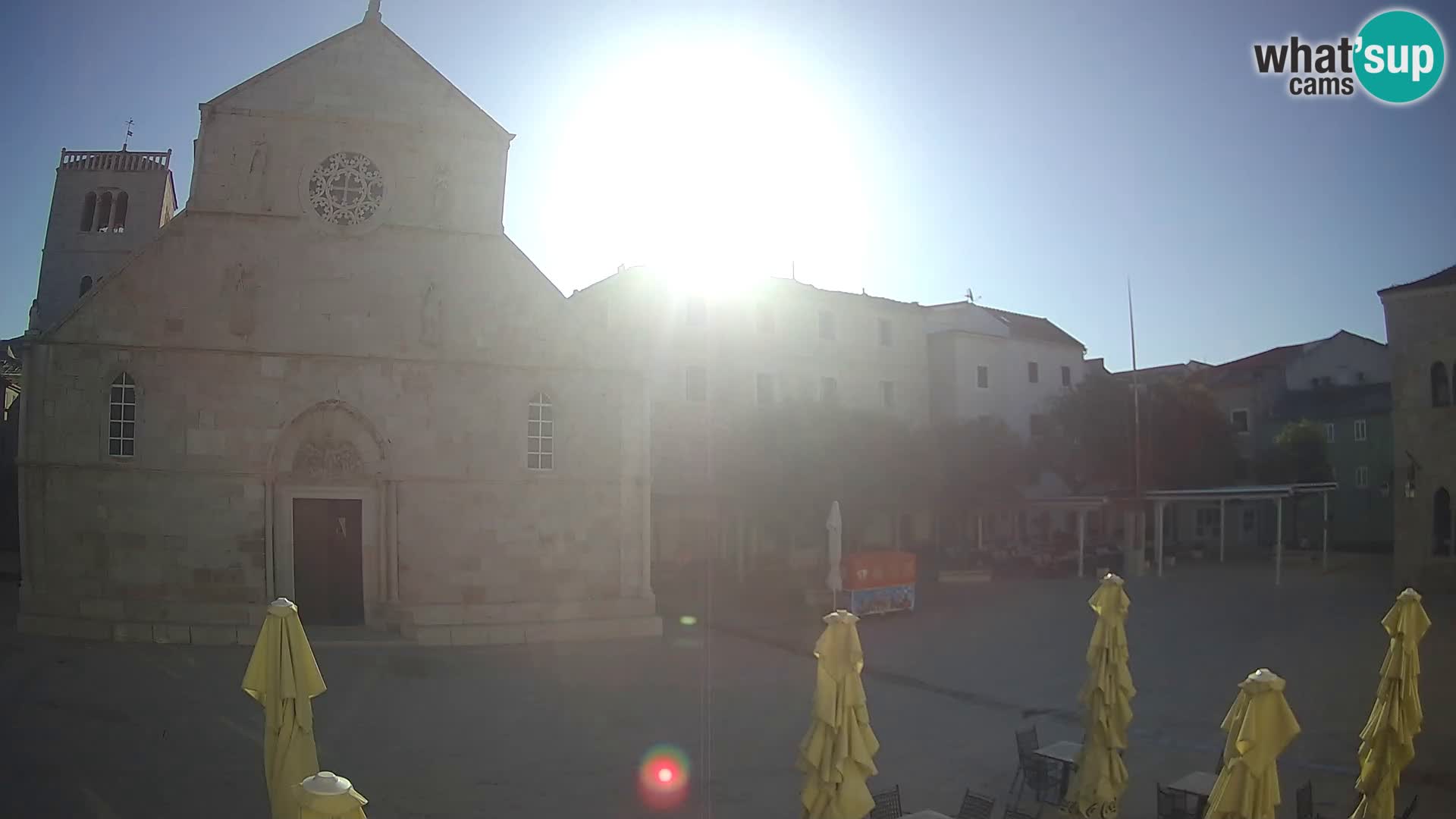 Pag live cam – Place principale et église de Sainte-Marie