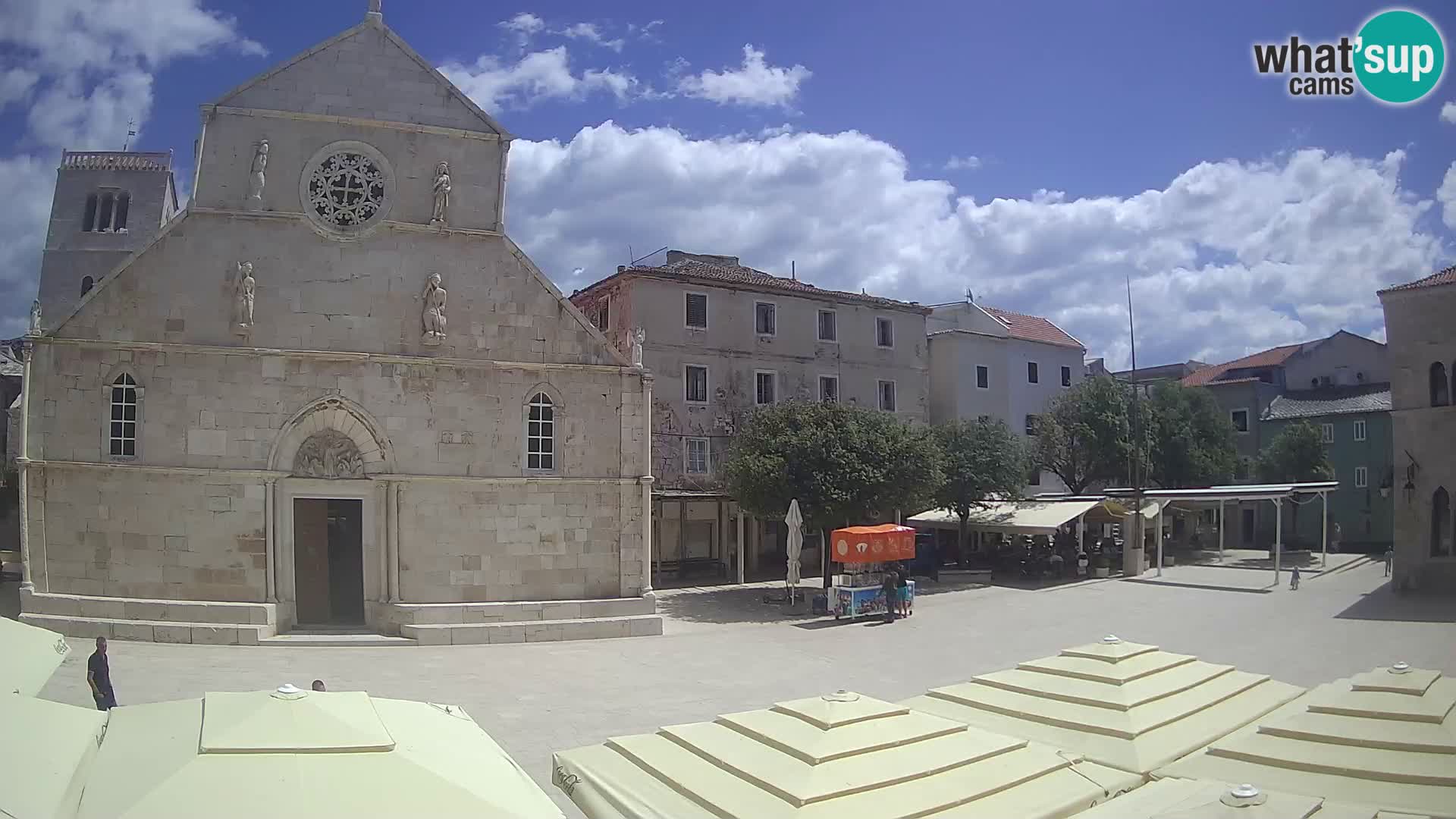 Pag live cam – Place principale et église de Sainte-Marie