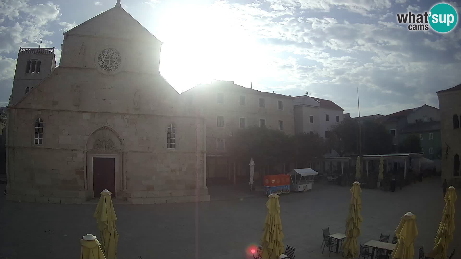 Pag live cam – Place principale et église de Sainte-Marie