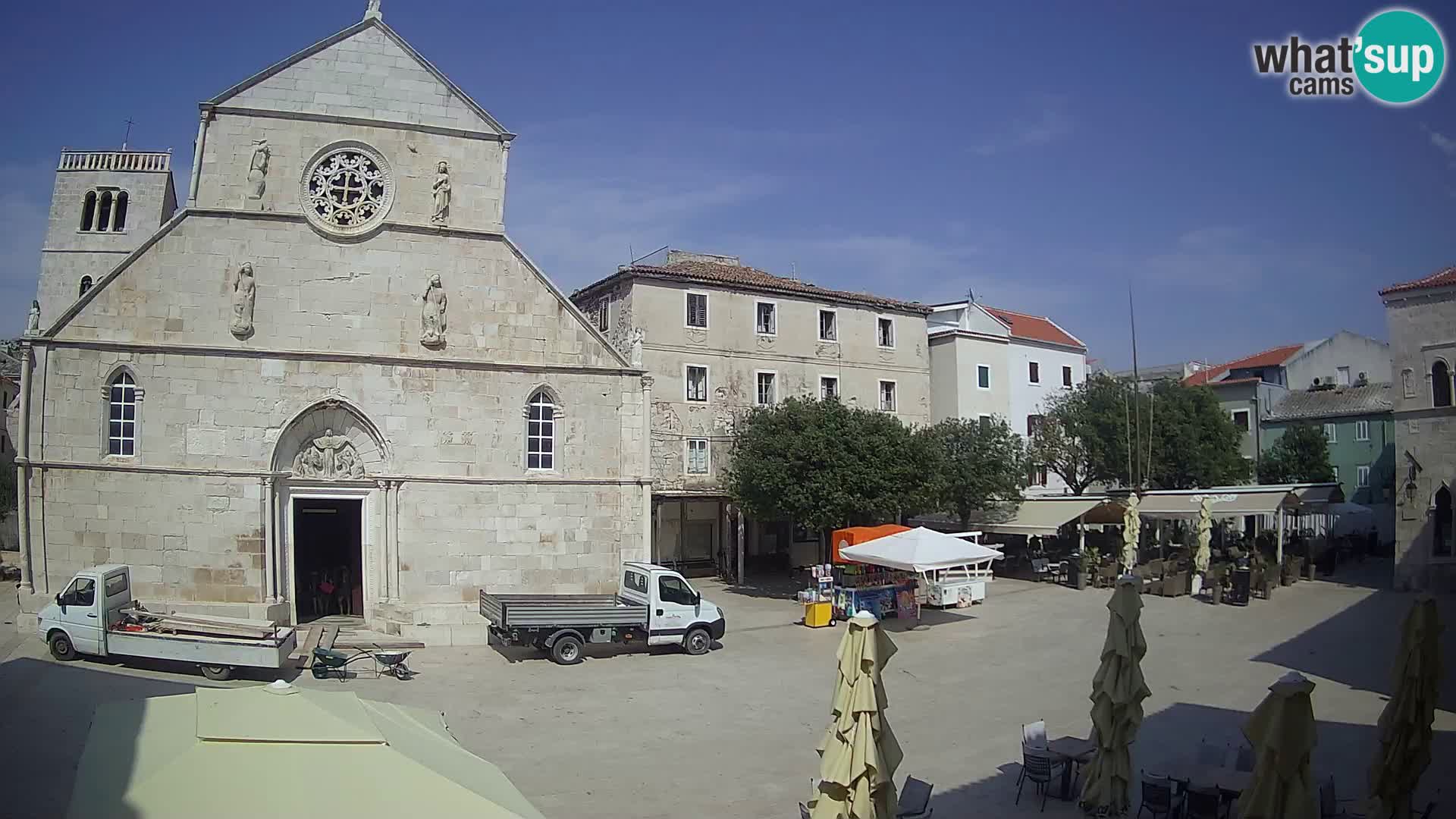 Pag live cam – Place principale et église de Sainte-Marie