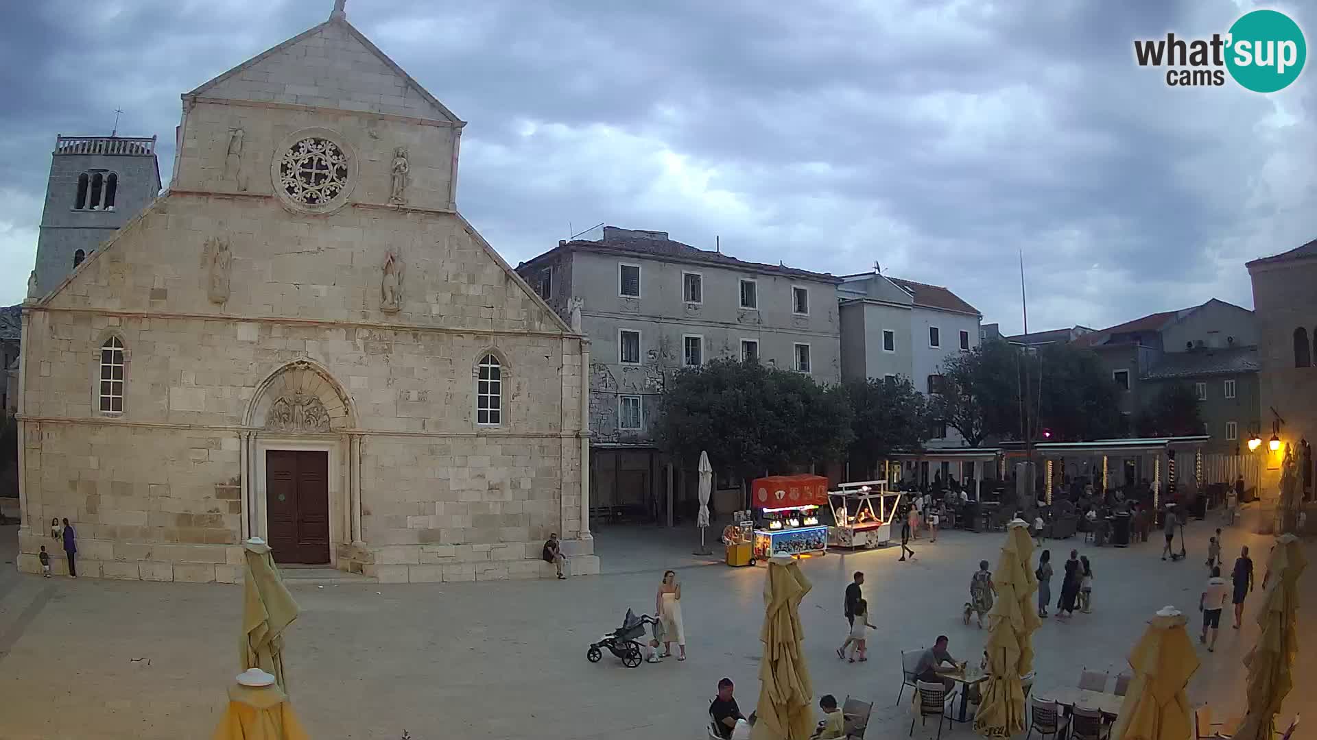 Pag camera en vivo – Plaza principal y la Iglesia de Santa María