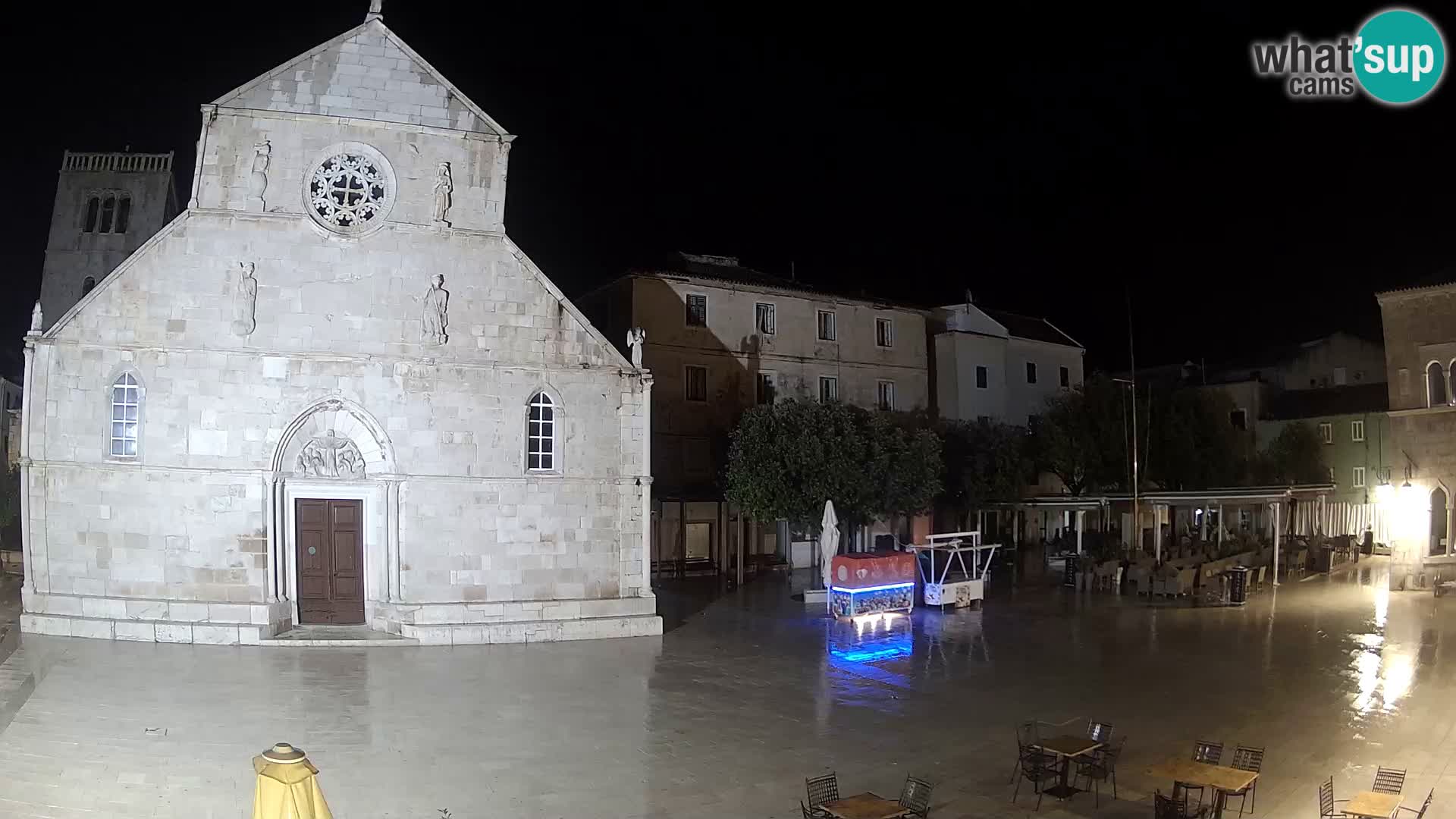 Pag live cam – Place principale et église de Sainte-Marie