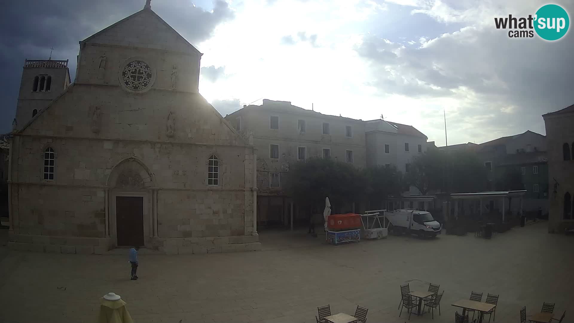Pag camera en vivo – Plaza principal y la Iglesia de Santa María