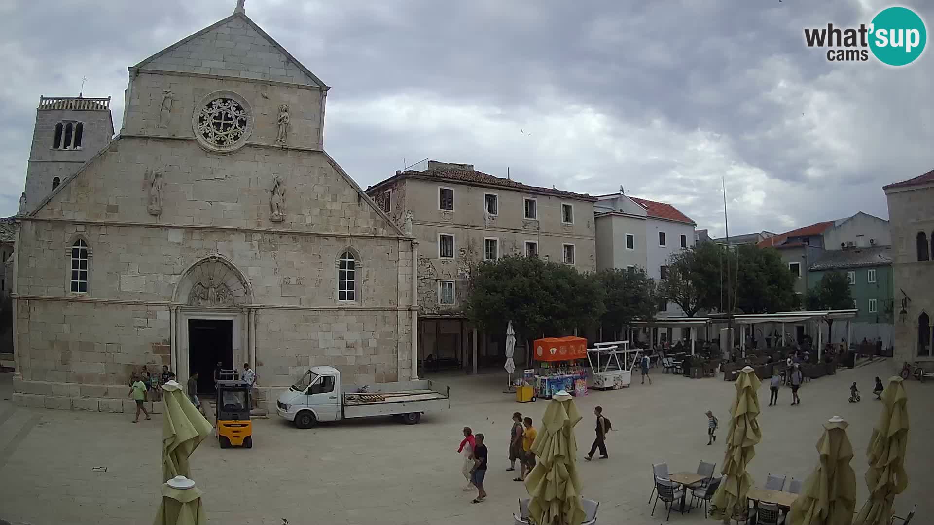 Pag camera en vivo – Plaza principal y la Iglesia de Santa María