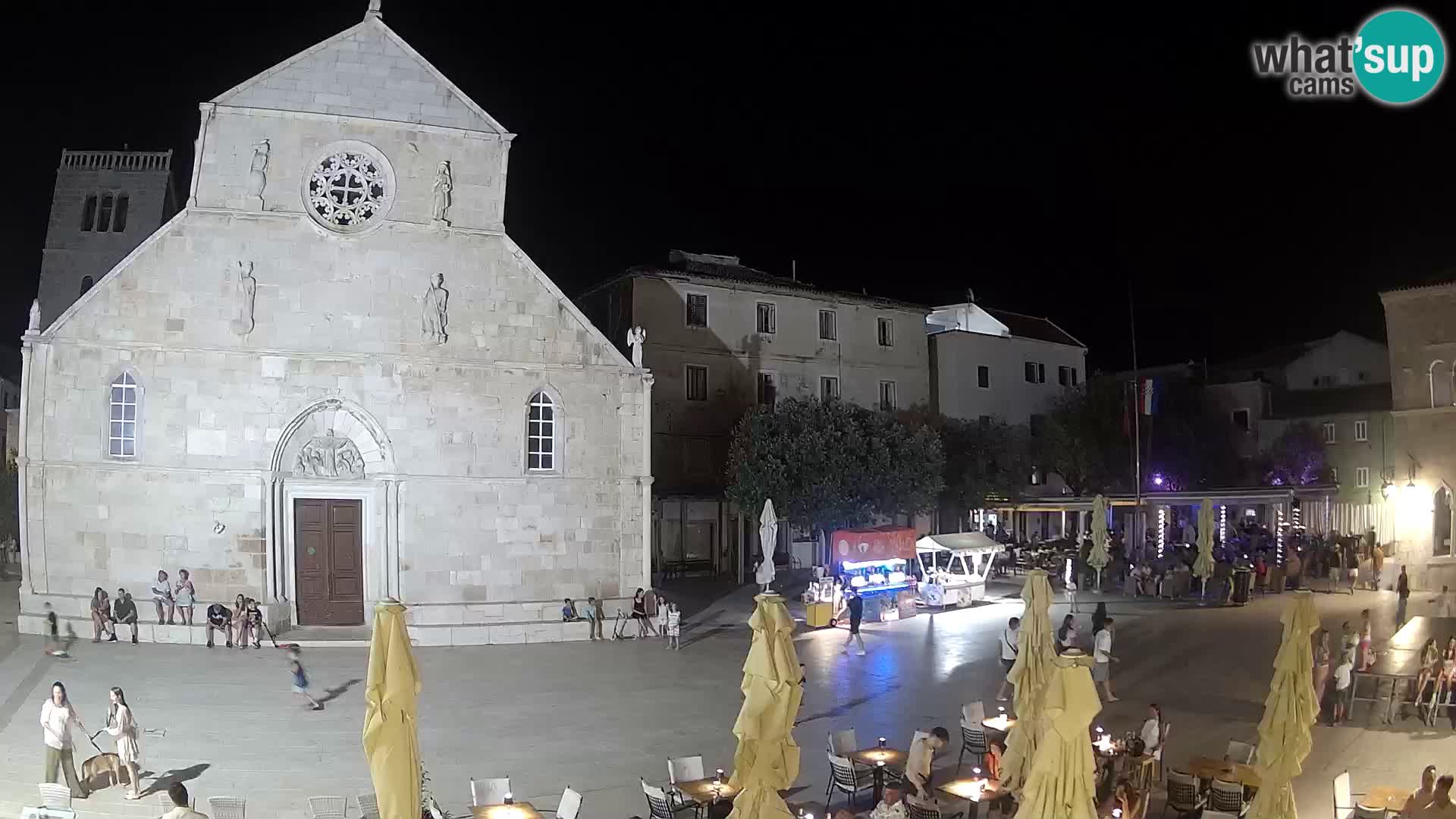 Pag live cam – Place principale et église de Sainte-Marie
