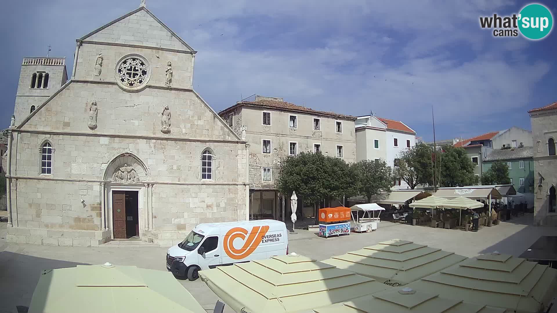 Pag livecam – piazza principale e la basilica di Santa María