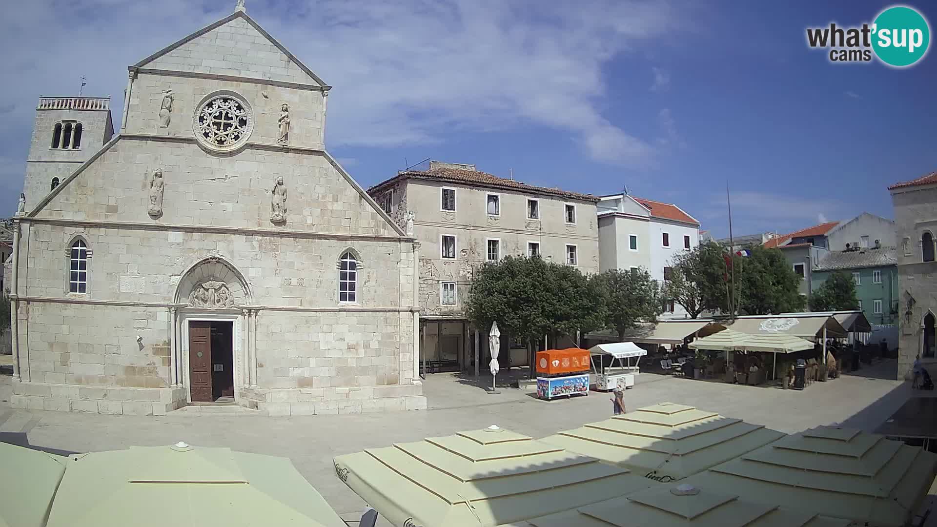 Pag livecam – piazza principale e la basilica di Santa María