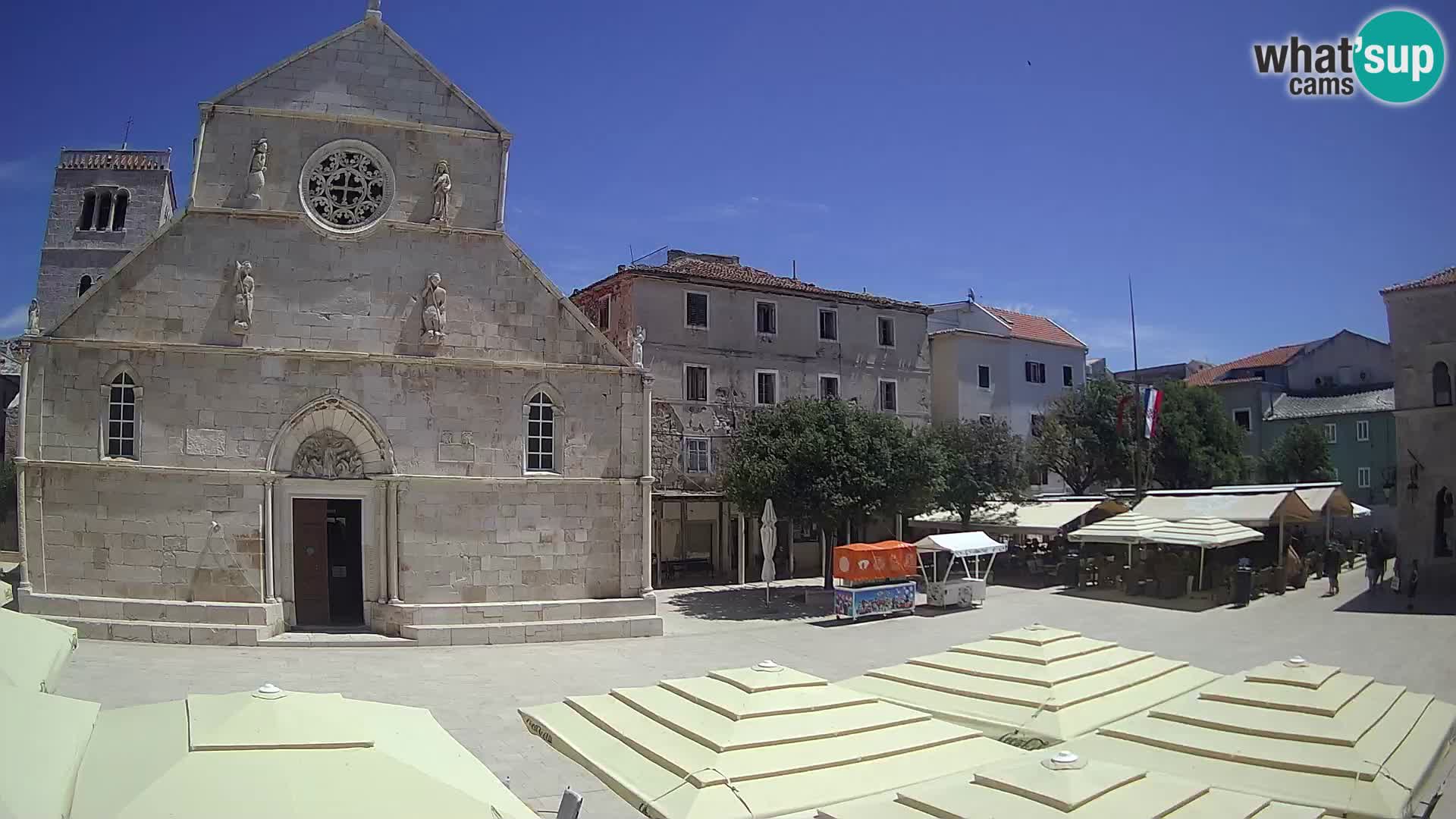 Pag live cam – Place principale et église de Sainte-Marie