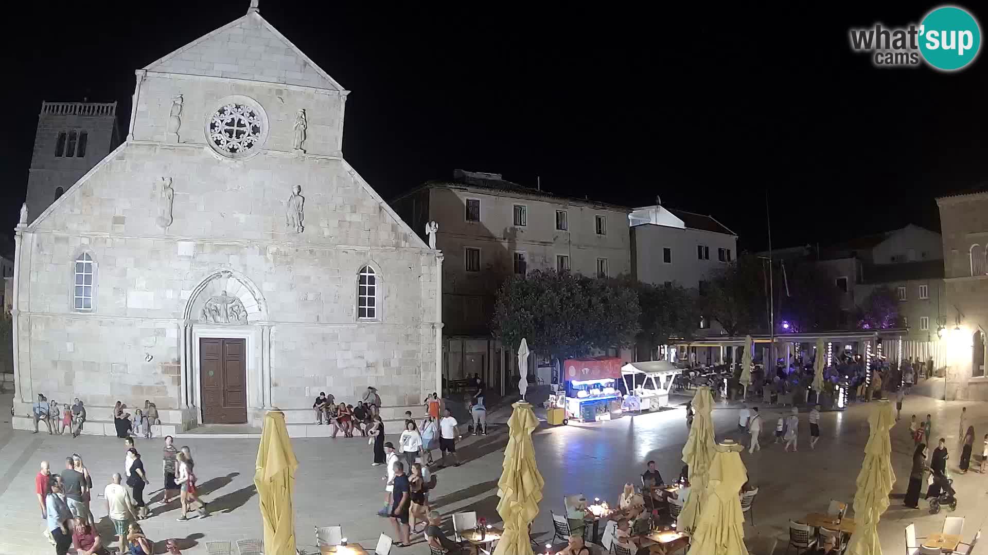 Pag livecam – piazza principale e la basilica di Santa María