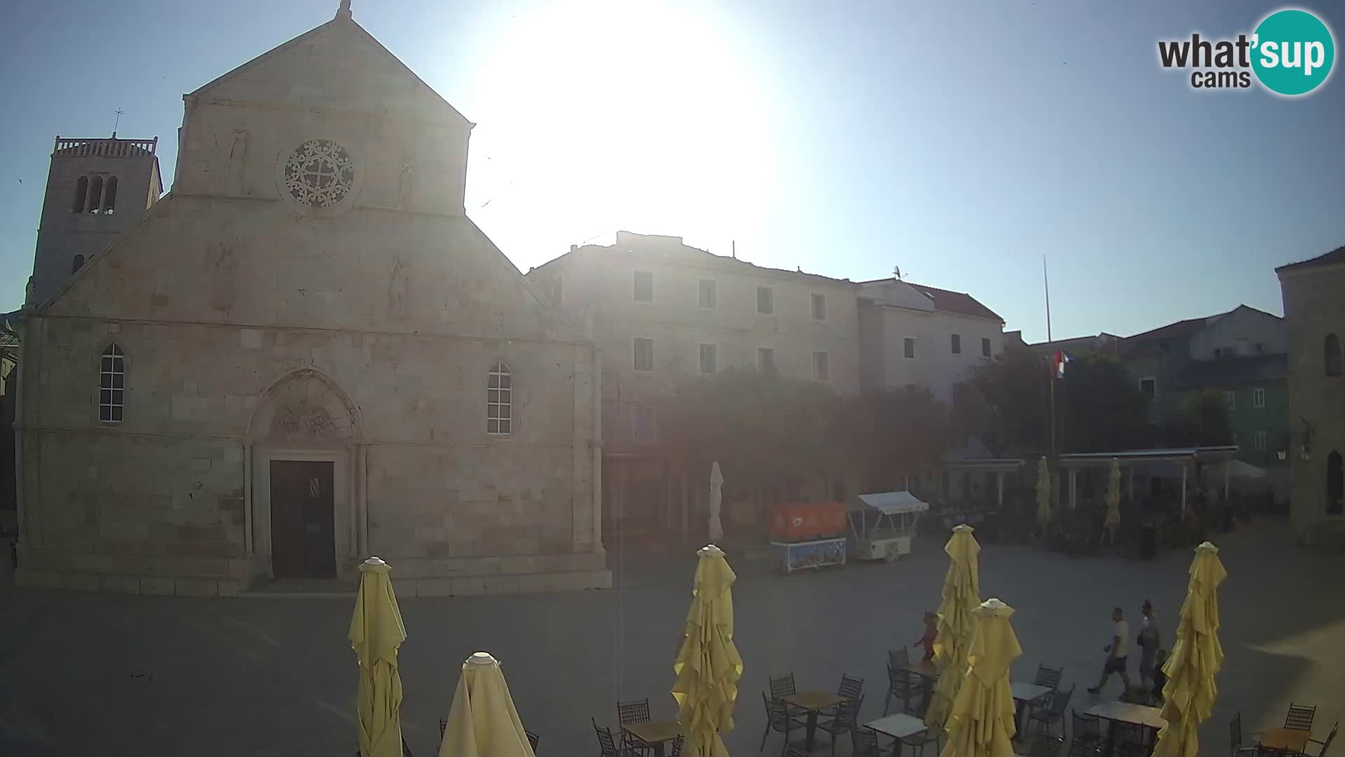 Pag livecam – piazza principale e la basilica di Santa María