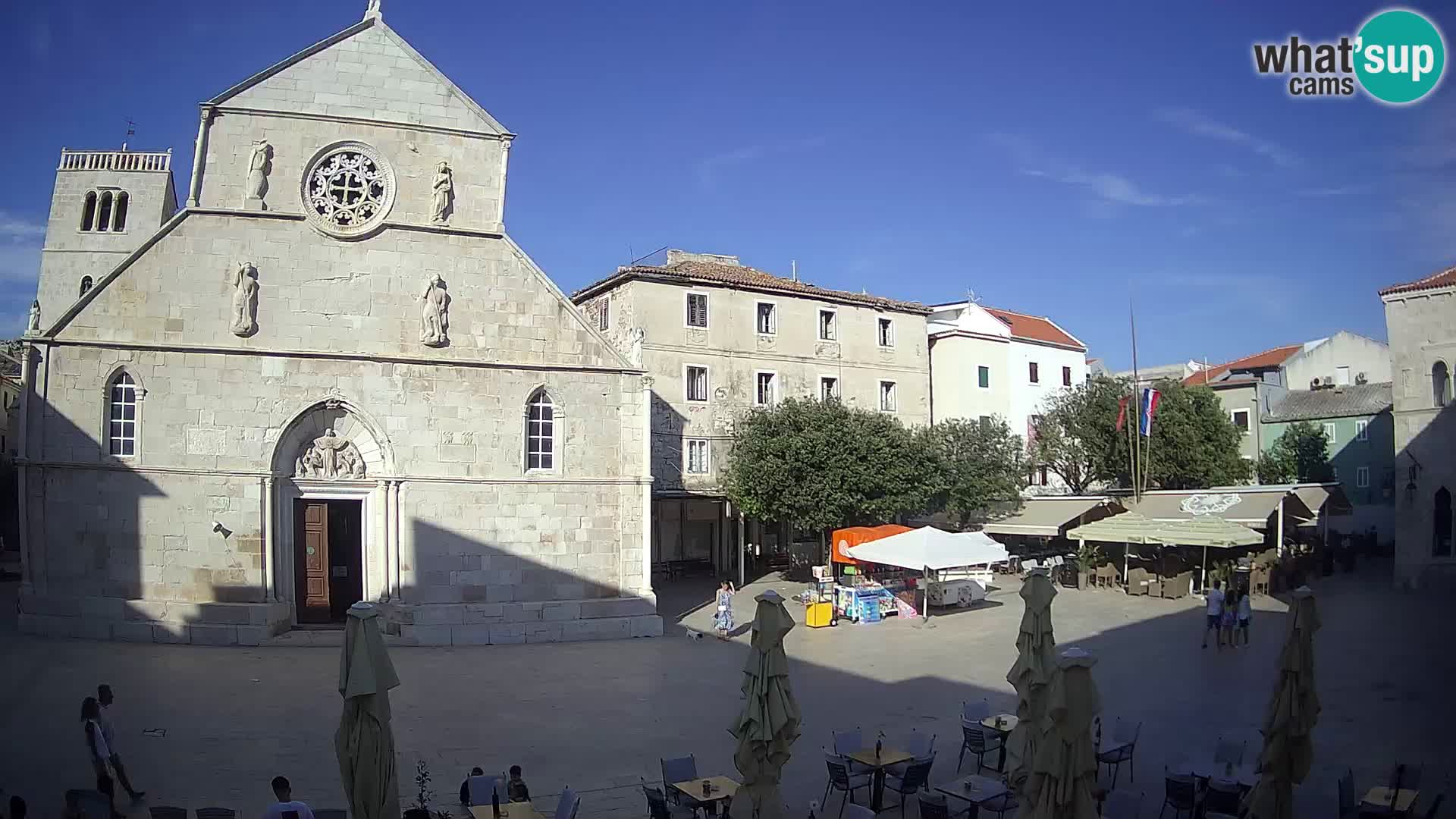 Pag livecam – piazza principale e la basilica di Santa María