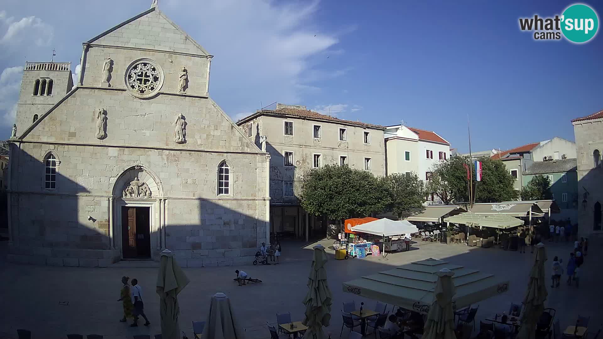 Pag livecam – piazza principale e la basilica di Santa María
