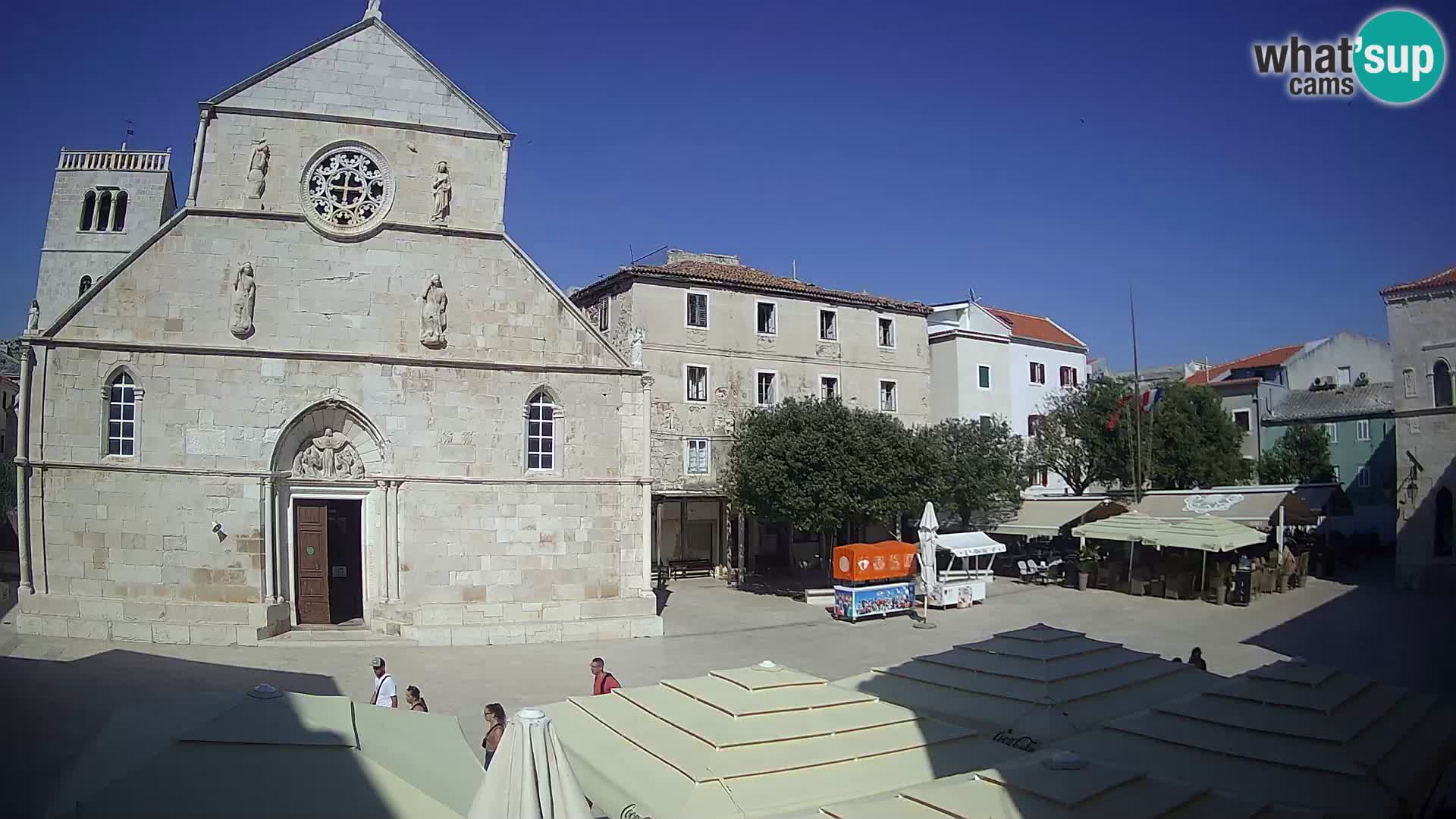 Pag livecam – piazza principale e la basilica di Santa María
