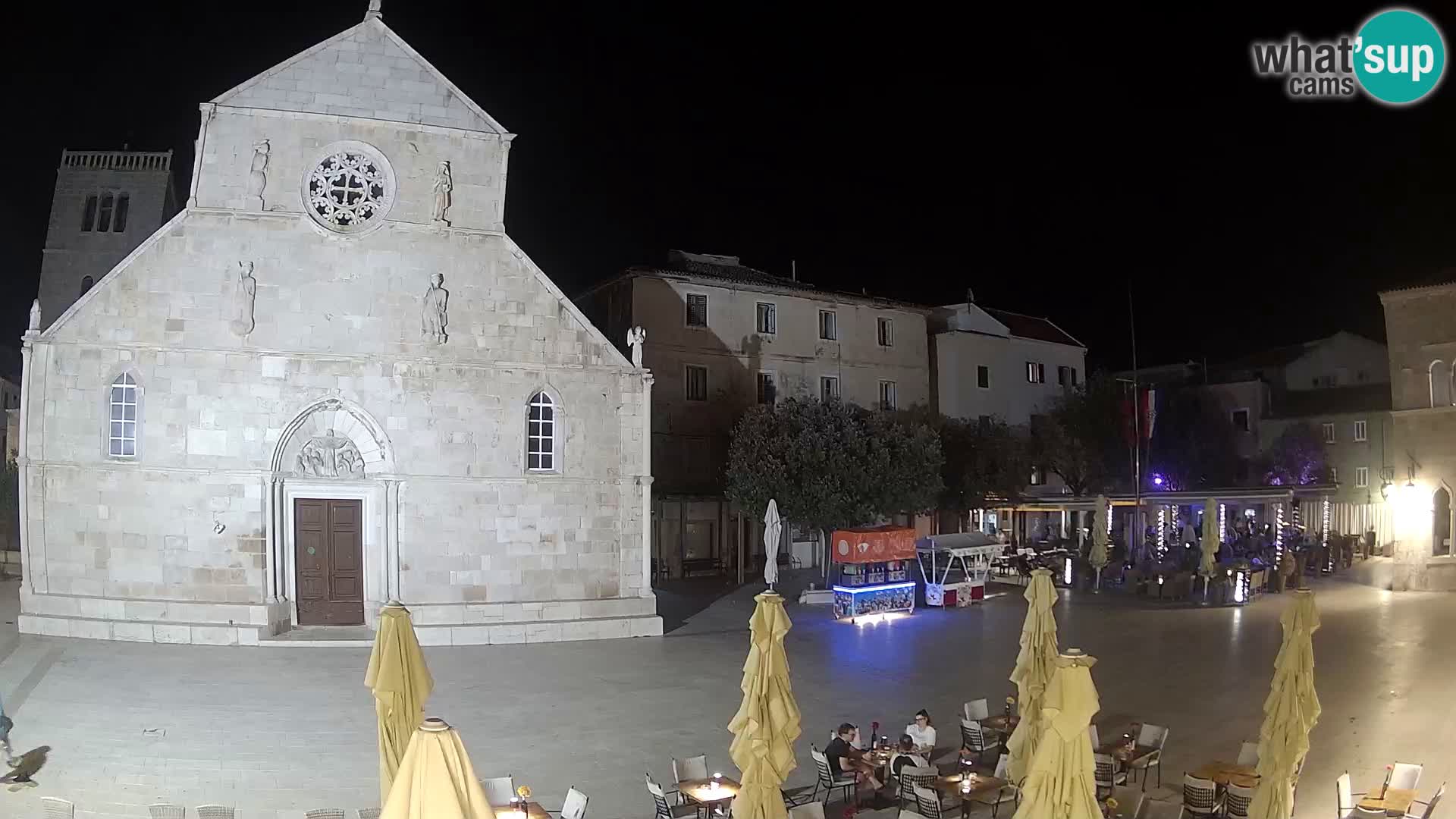 Pag live cam – Place principale et église de Sainte-Marie